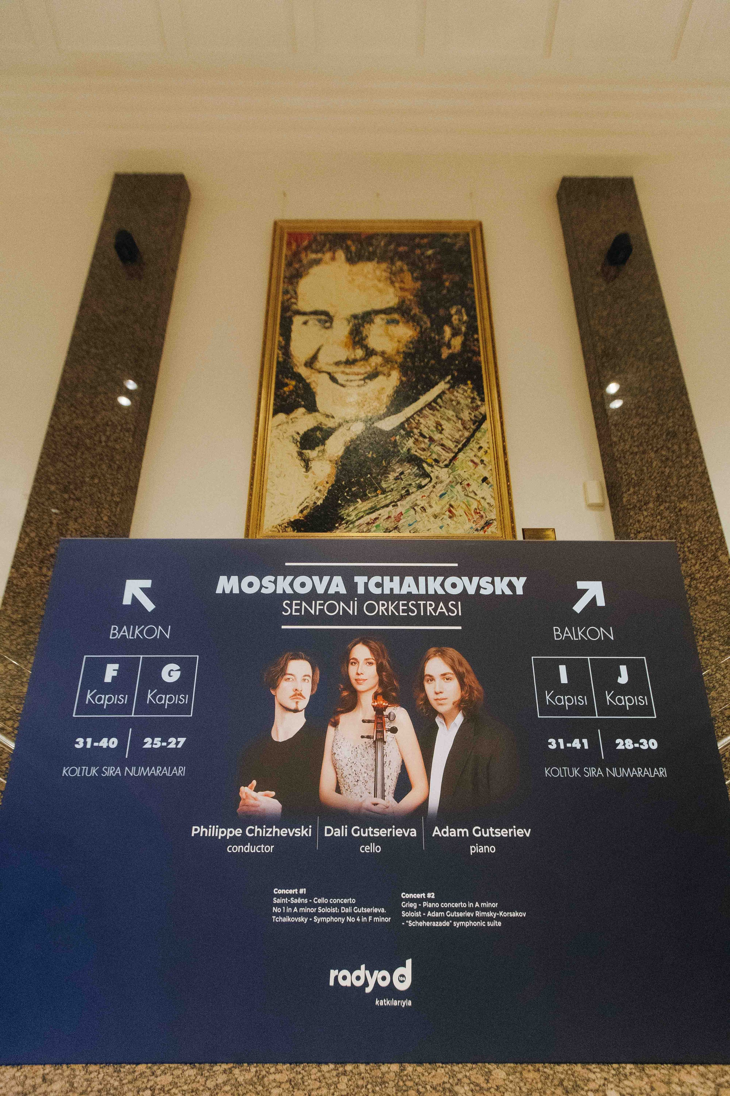 The Tchaikovsky Academic Grand Symphony Orchestra in Istanbul. Wedding&Event photographer Ismail Rzayev in Baku