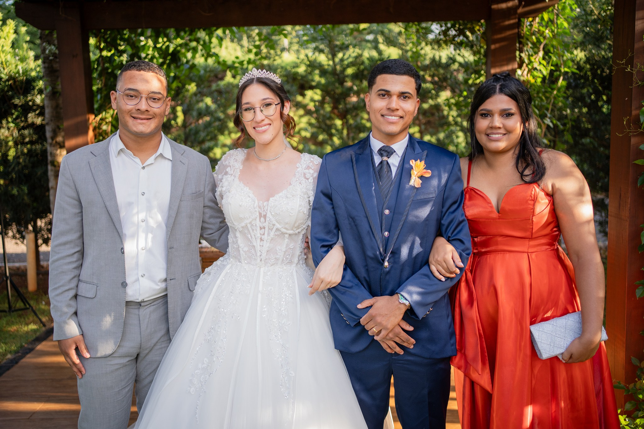 Larissa & Vinicius — Espaço Faveral / Aararaquara. Robson Colaço