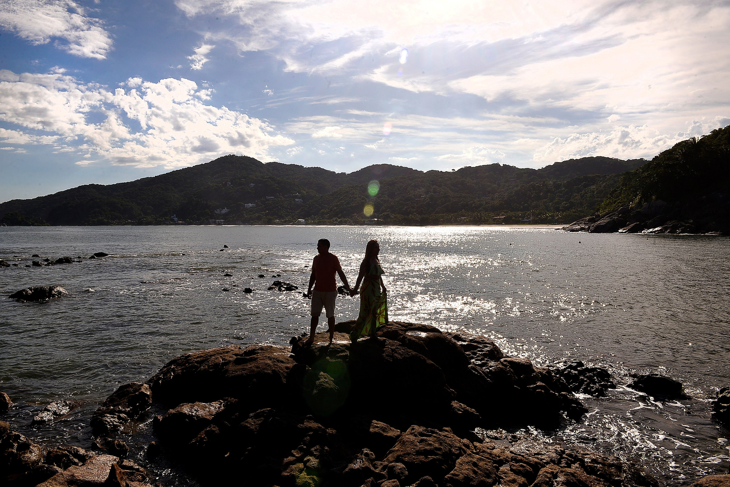 Valdene & Yasmim — Praia das Conchas, Guarujá. Produtora Bride