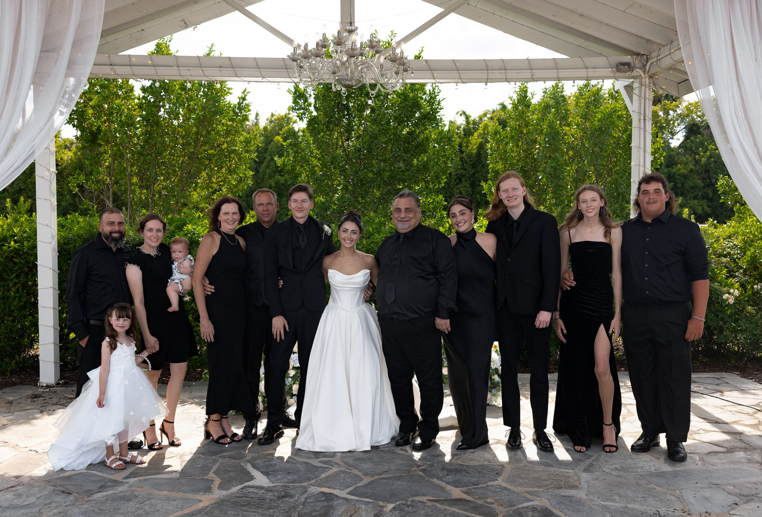 Alexsa and Robert. Ever After Farm Peach. Photographer Anastasia Nagibina