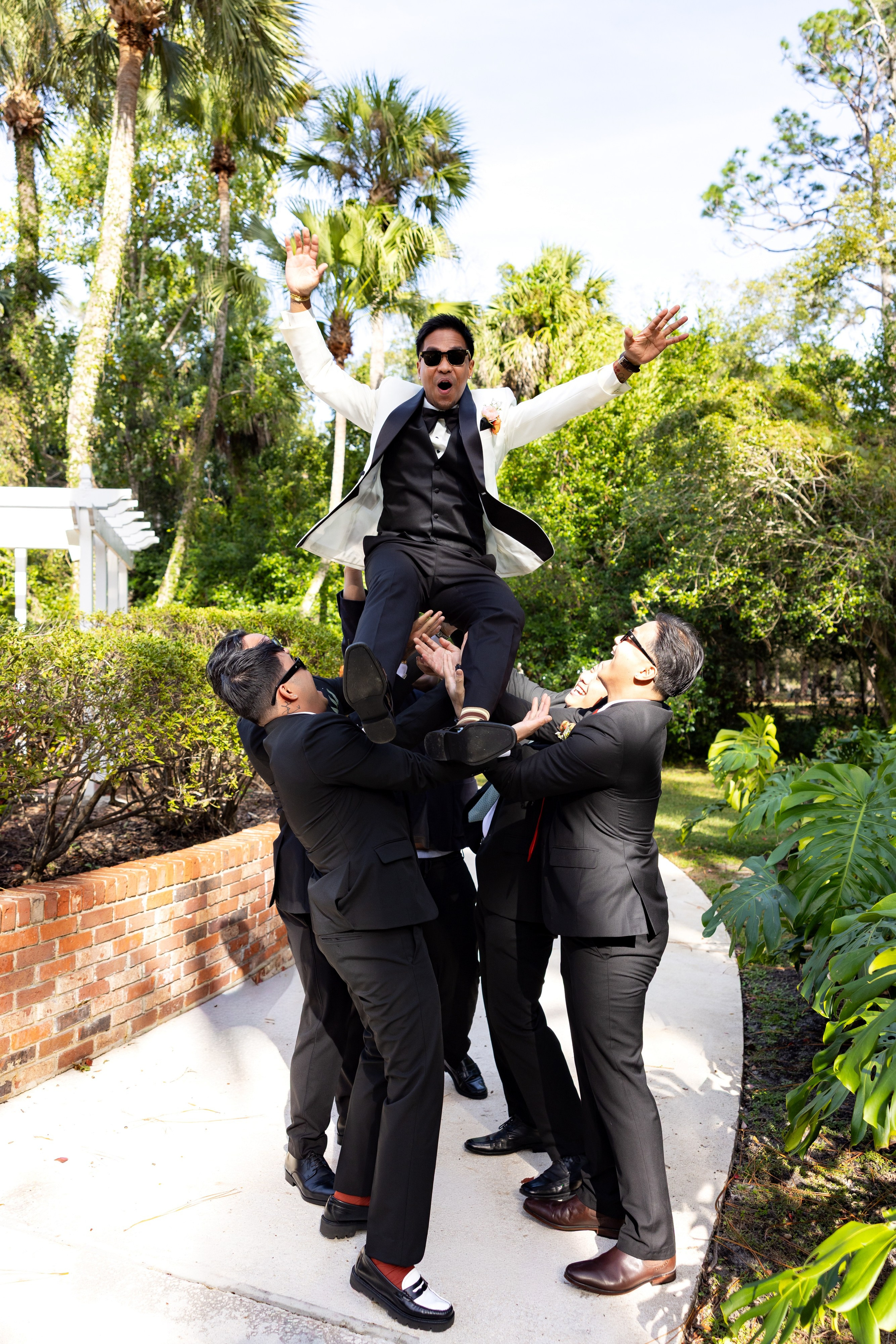 Eunice and RJ. Orlando. Photographer Anastasia Nagibina