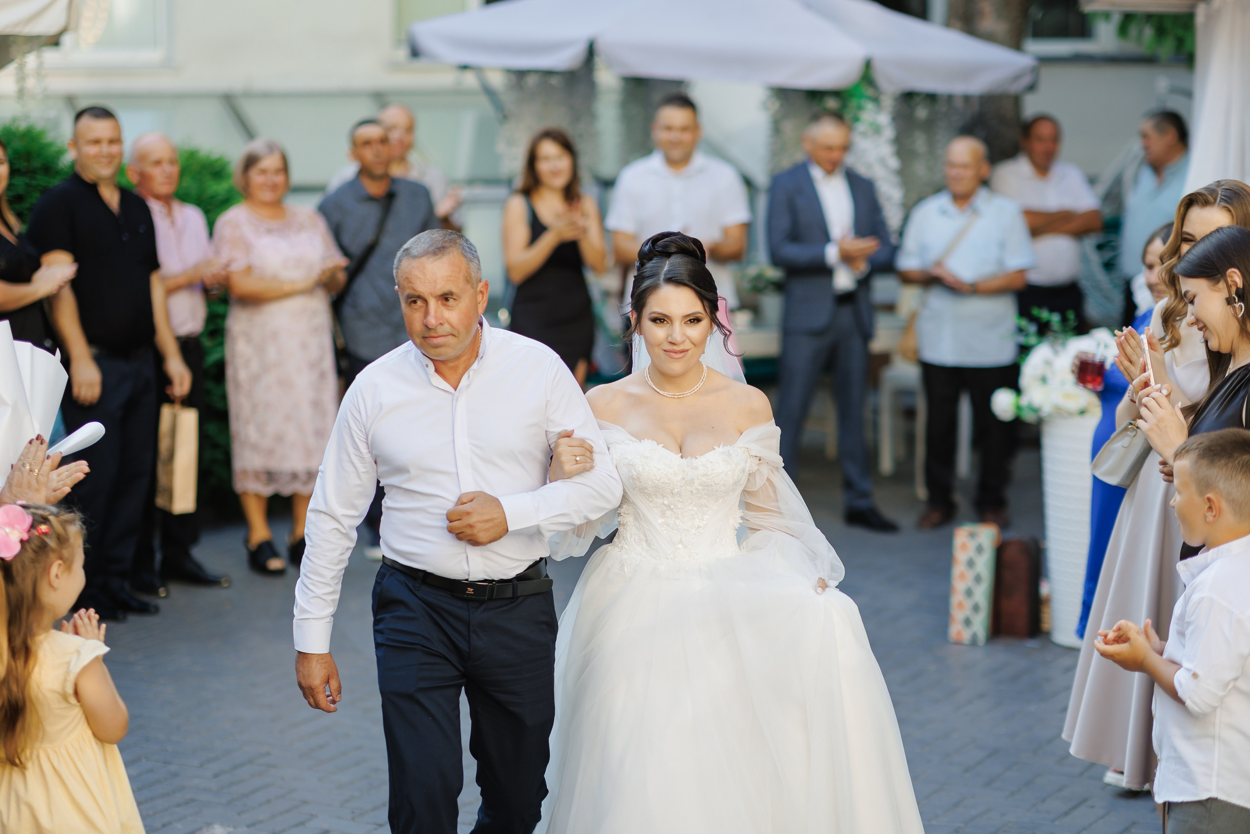 Cristian & Beatrice. Servicii Foto Video la Nunta Chisinau Moldova Europa Studio MagicFoto