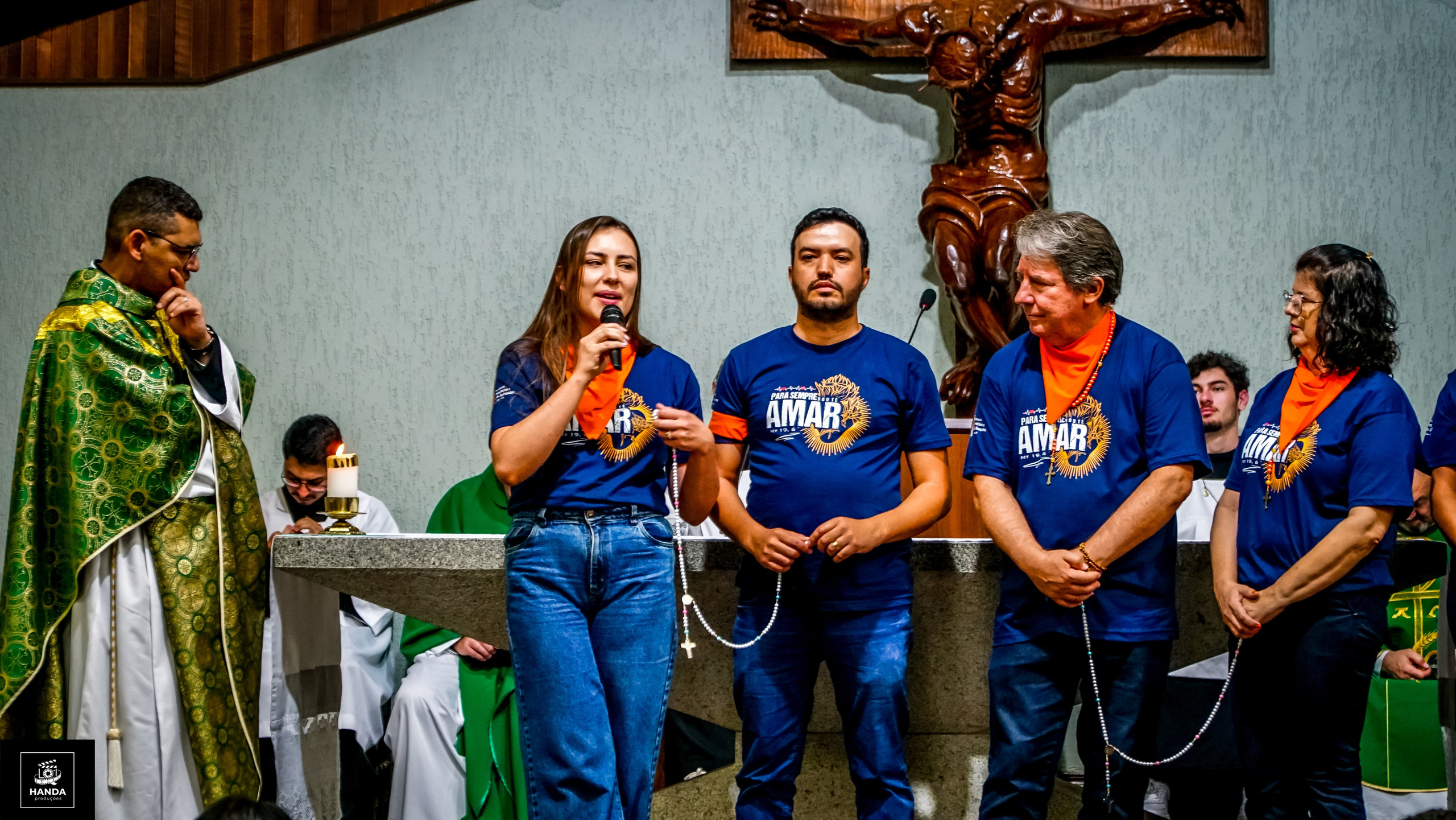 Acampamento Casais. Handa Produções