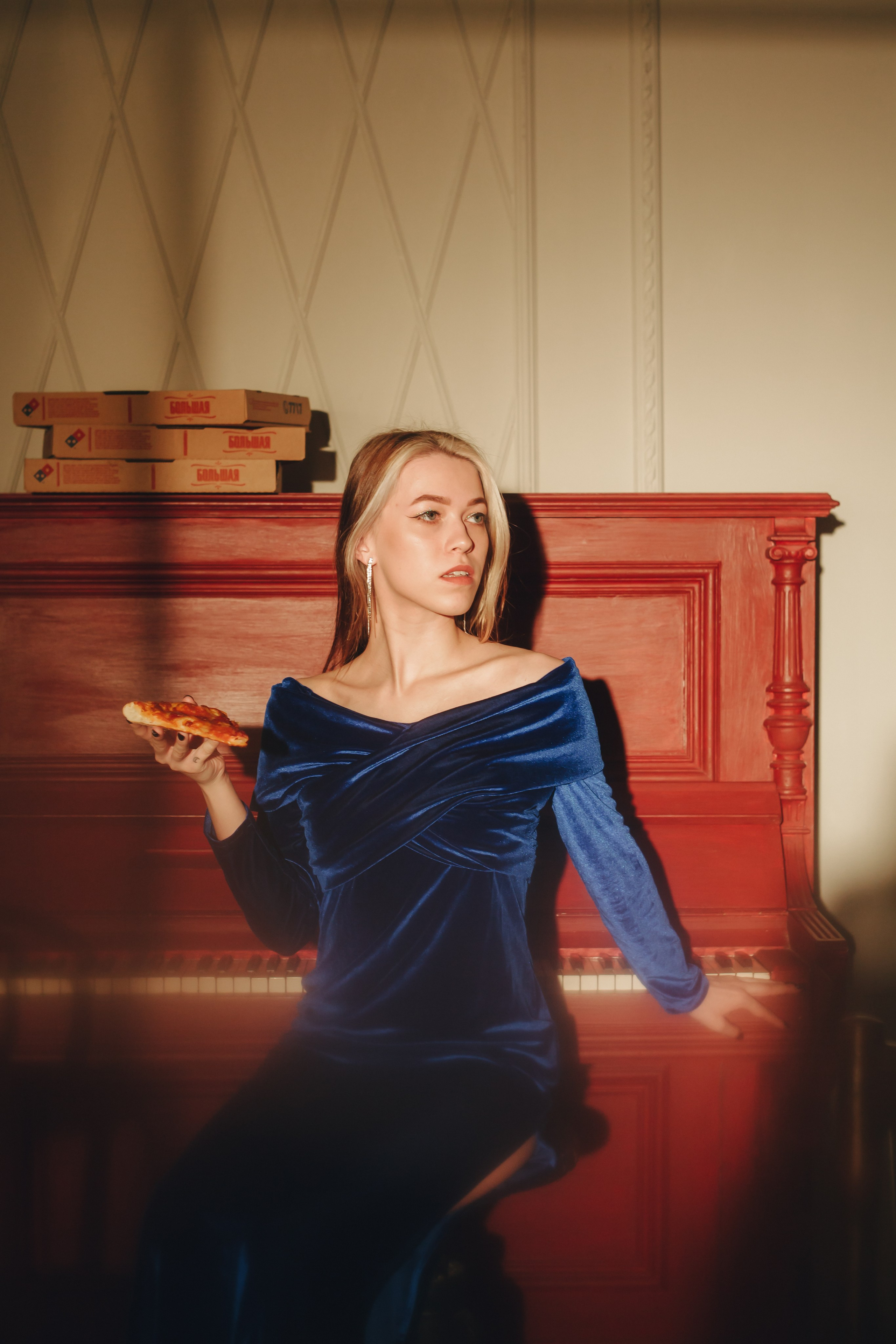 Pizza&Glam | Photoshoot for Domino’s Pizza. Photographer in Los Angeles. Julia Ishmuratova