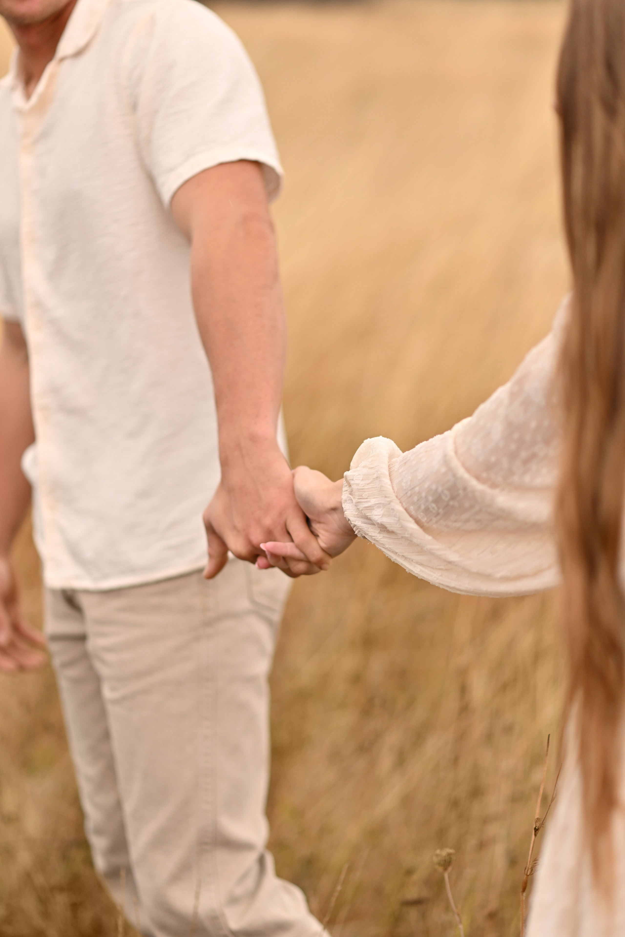 Romantic Couple Session Portland OR | Love Story. Alena Tau | Wedding & Family Photographer Vancouver WA and Portland OR