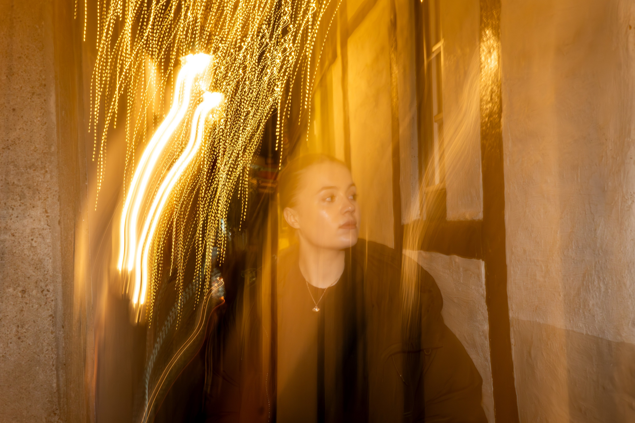 Throwback #2 / Bremen City Lights w/ Lena (January 2024). URBANSTREETFILES.ART