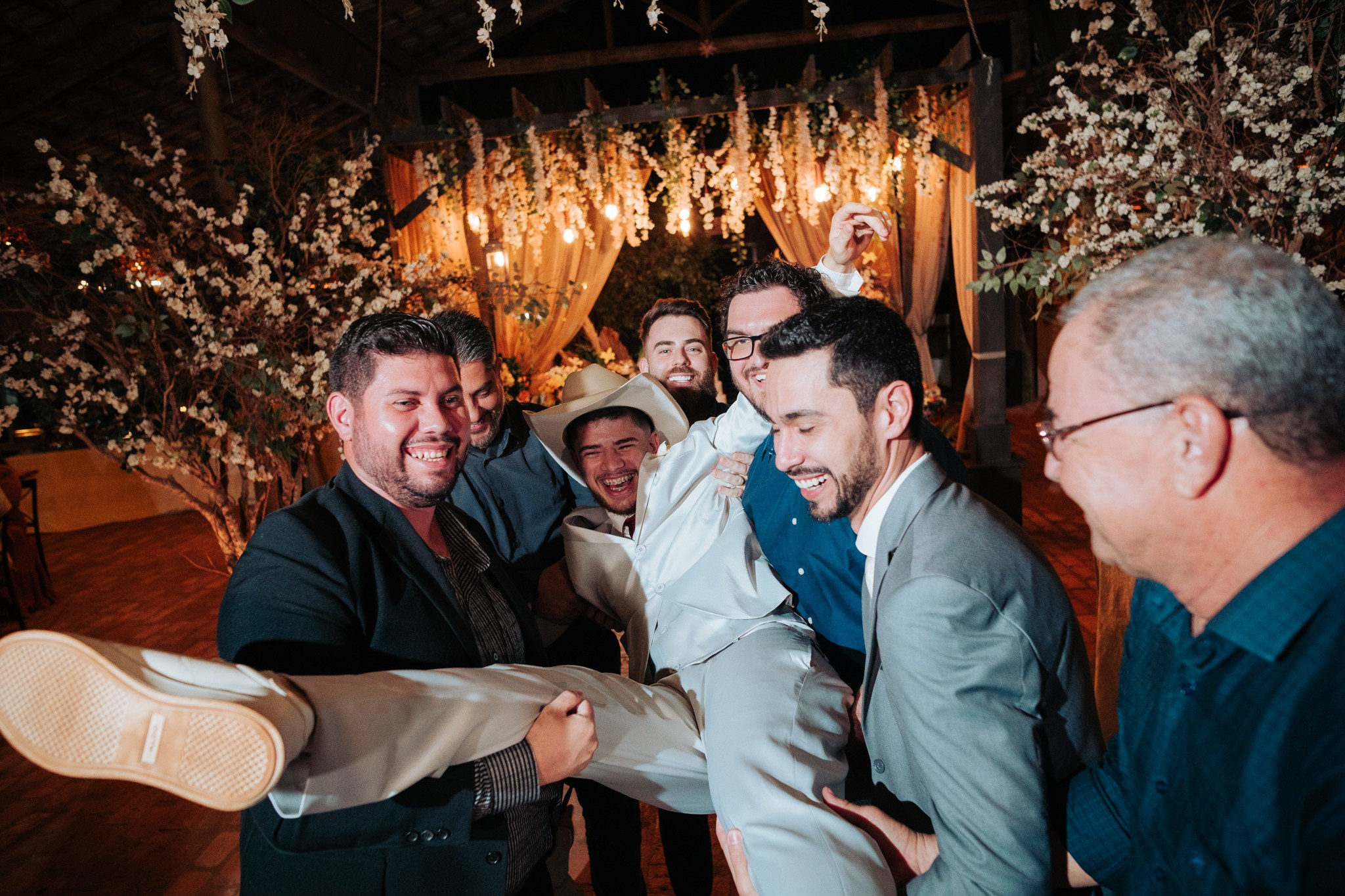 Aline & Daniel — Vila Casali / Piratininga SP. Robson Colaço