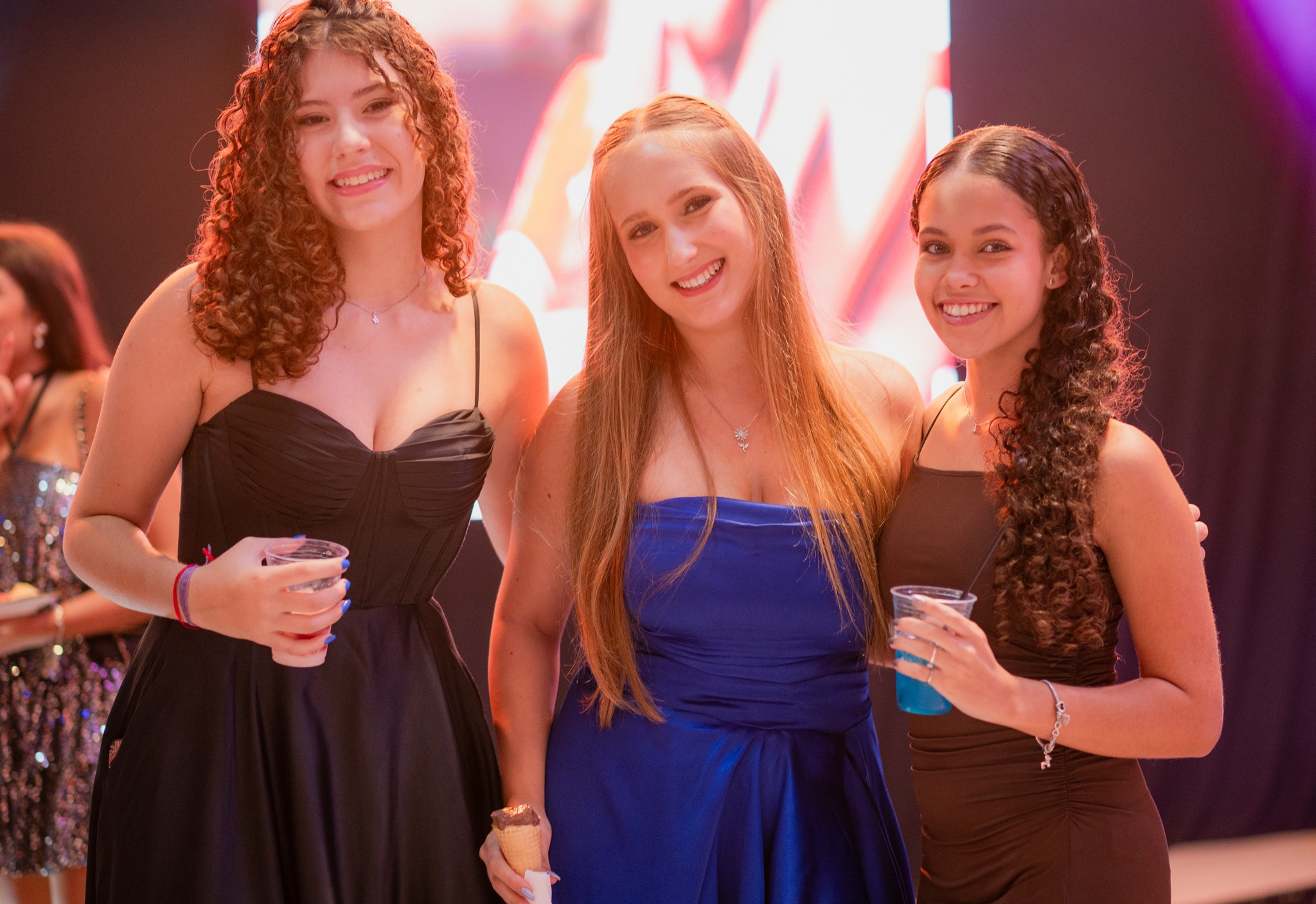 Lara — Hall Palace / Bauru SP. Robson Colaço