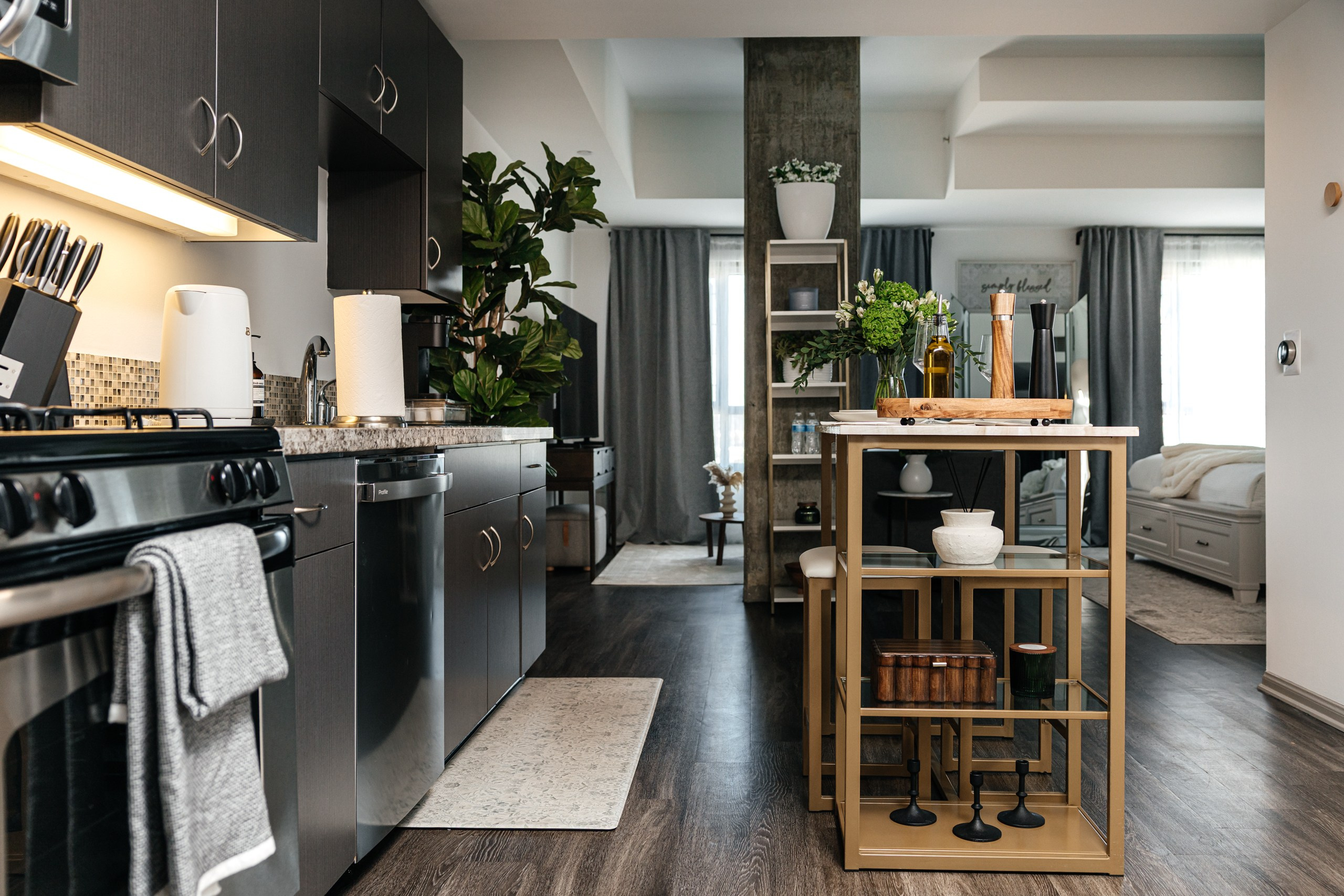 Gentle Apartments. Photographer Andrei White