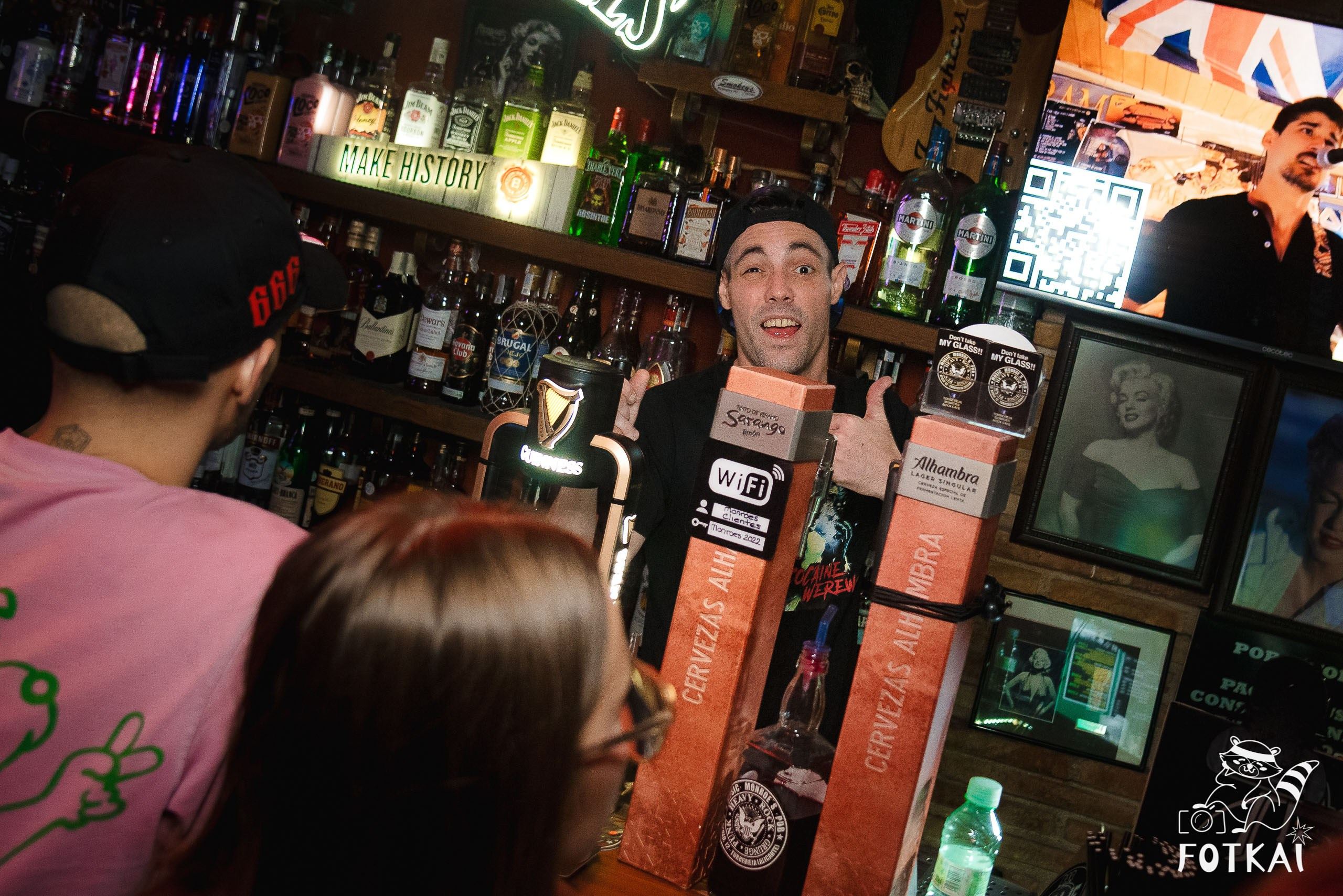 Monroe’s Rock Bar Torrevieja: Reportaje fotográfico 01.08.25 | FOTKAI