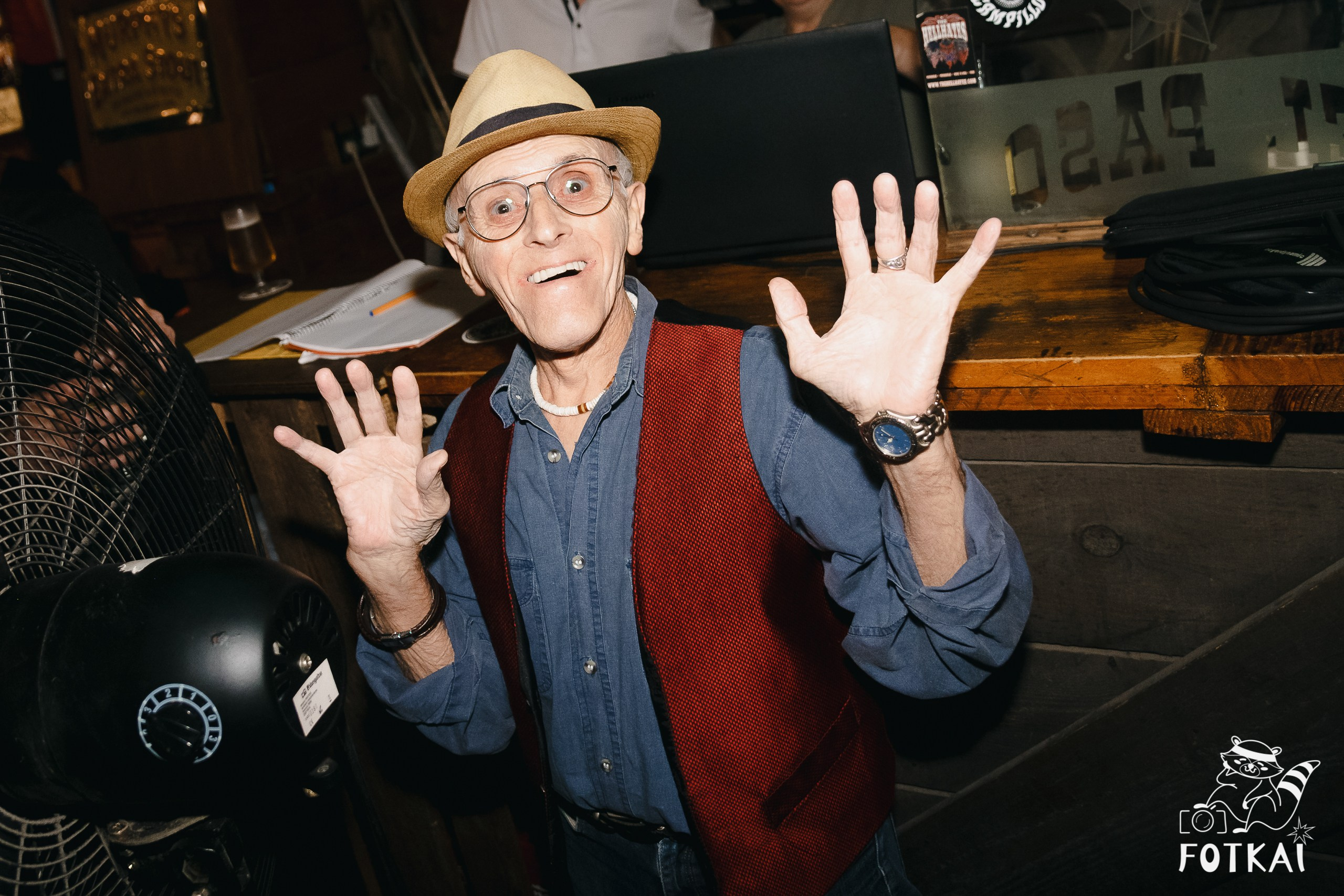 Фоторепортаж JAM Night в El Paso Bar, Torrevieja — живая музыка и атмосфера Коста-Бланки | FOTKAI