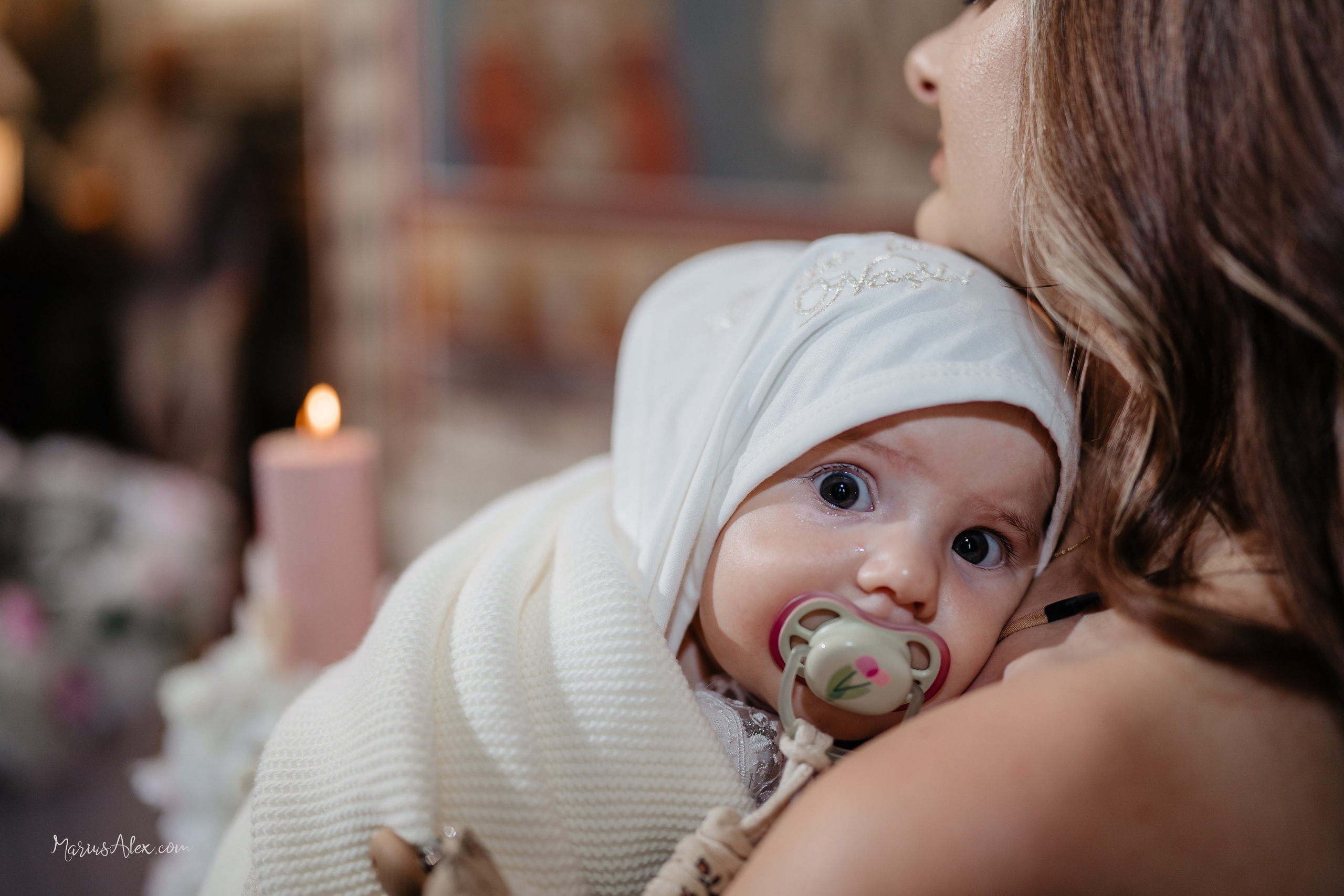 Botezul micutei Olivia Maria. Marius Alex fotograf de eveniment si portret din Suceava
