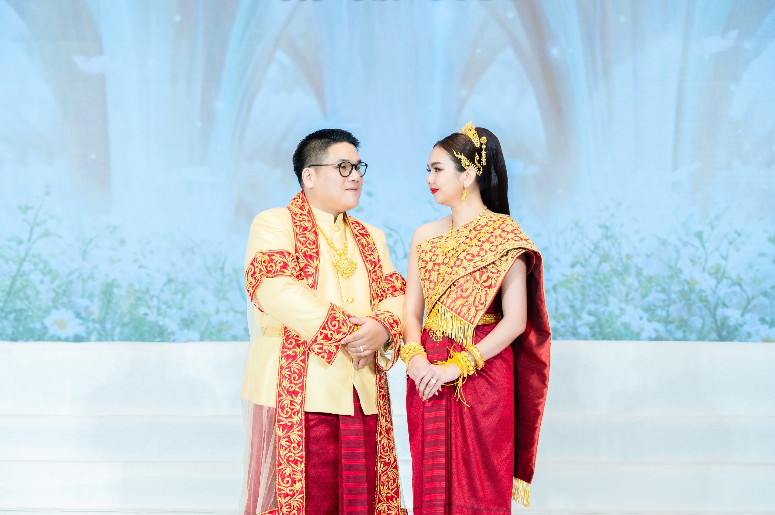SURYA & SILINY. Welcome to Excellent Media