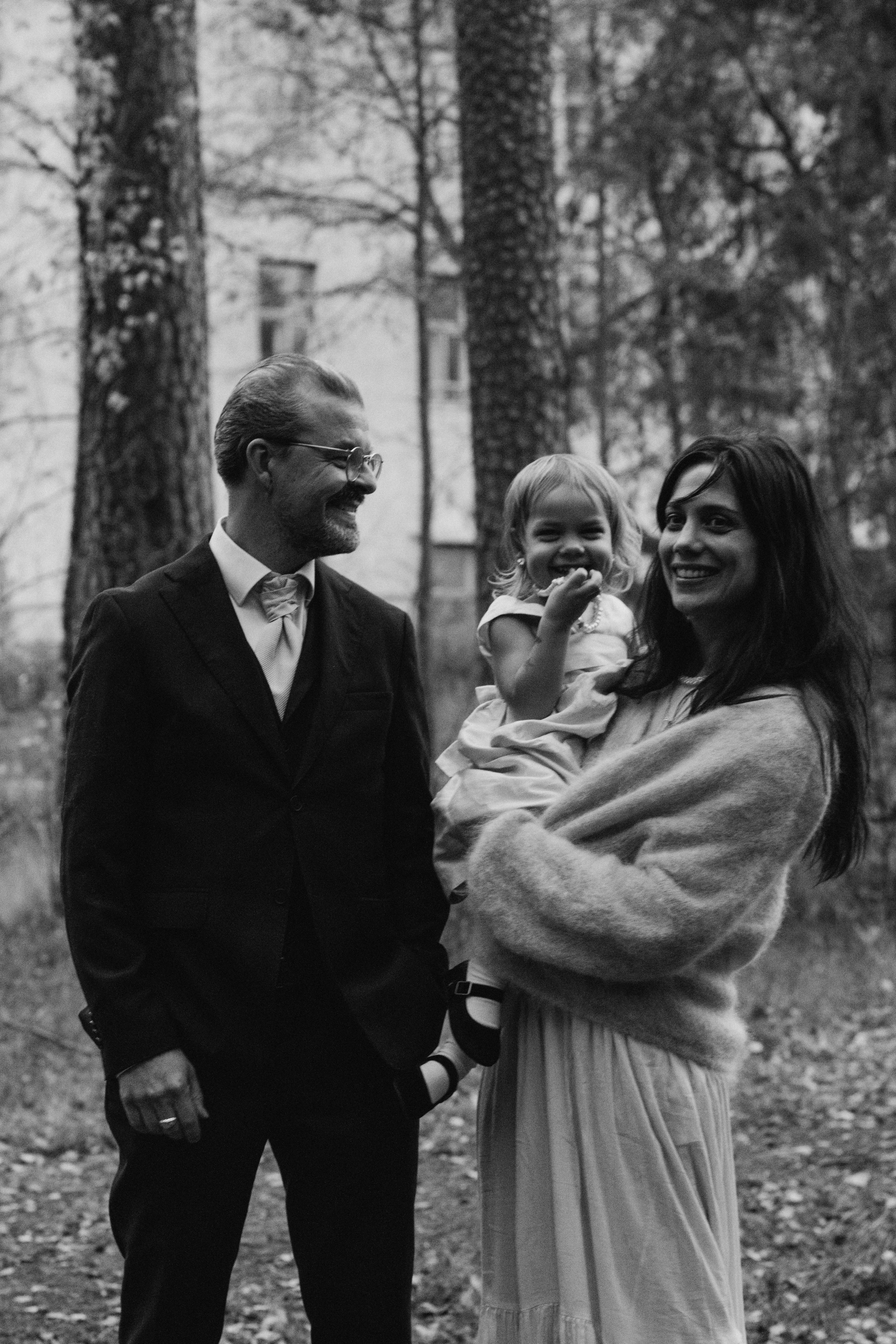 Venla & Kerr. Wedding and portrait photographer in Helsinki Vickan O