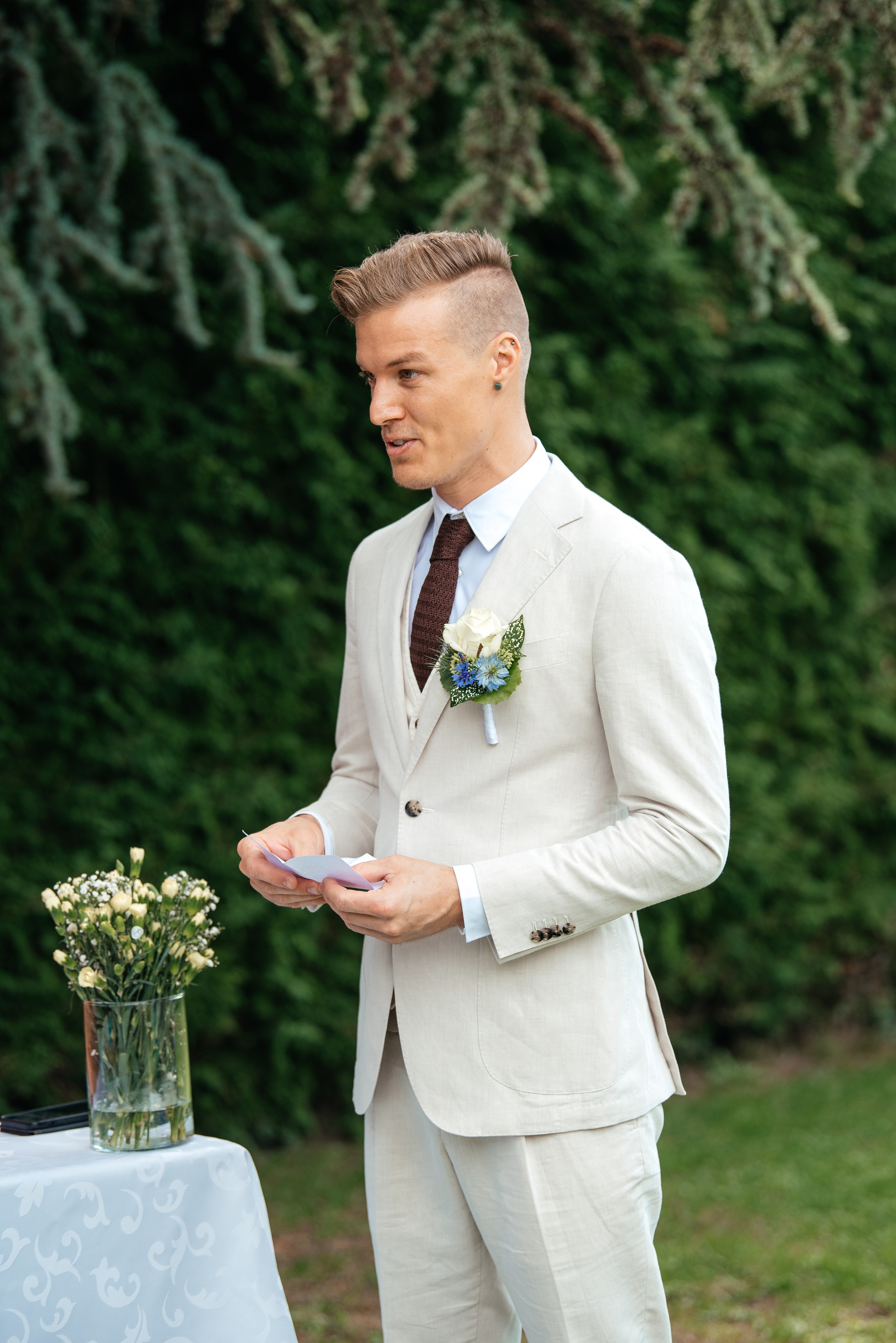 KAIANE & BENJAMIN Meilen, Switzerland. I am Elena Altendorfer. Wedding photographer in Zurich and Switzerland