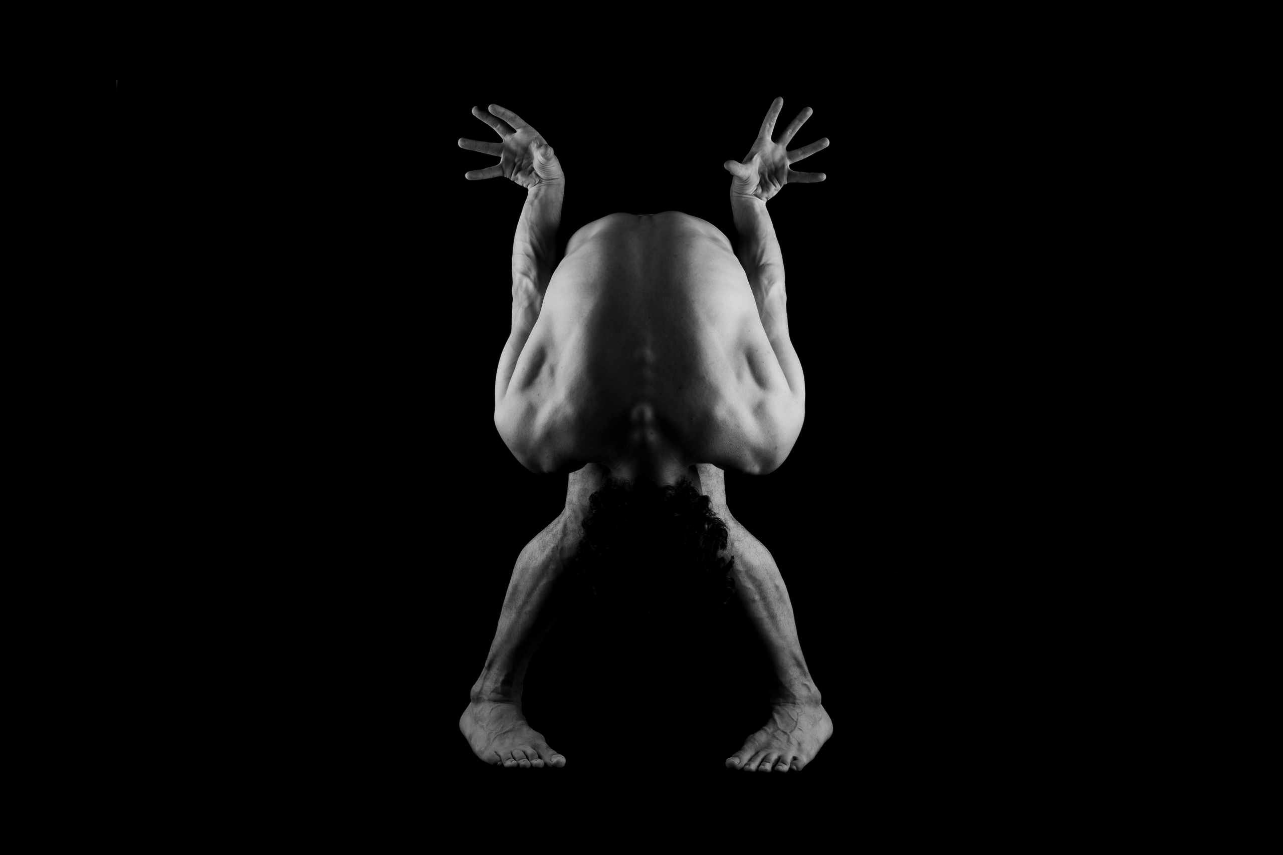 Body in Black II. Ballet and artistic photographer in Prague Francesco Sanvito