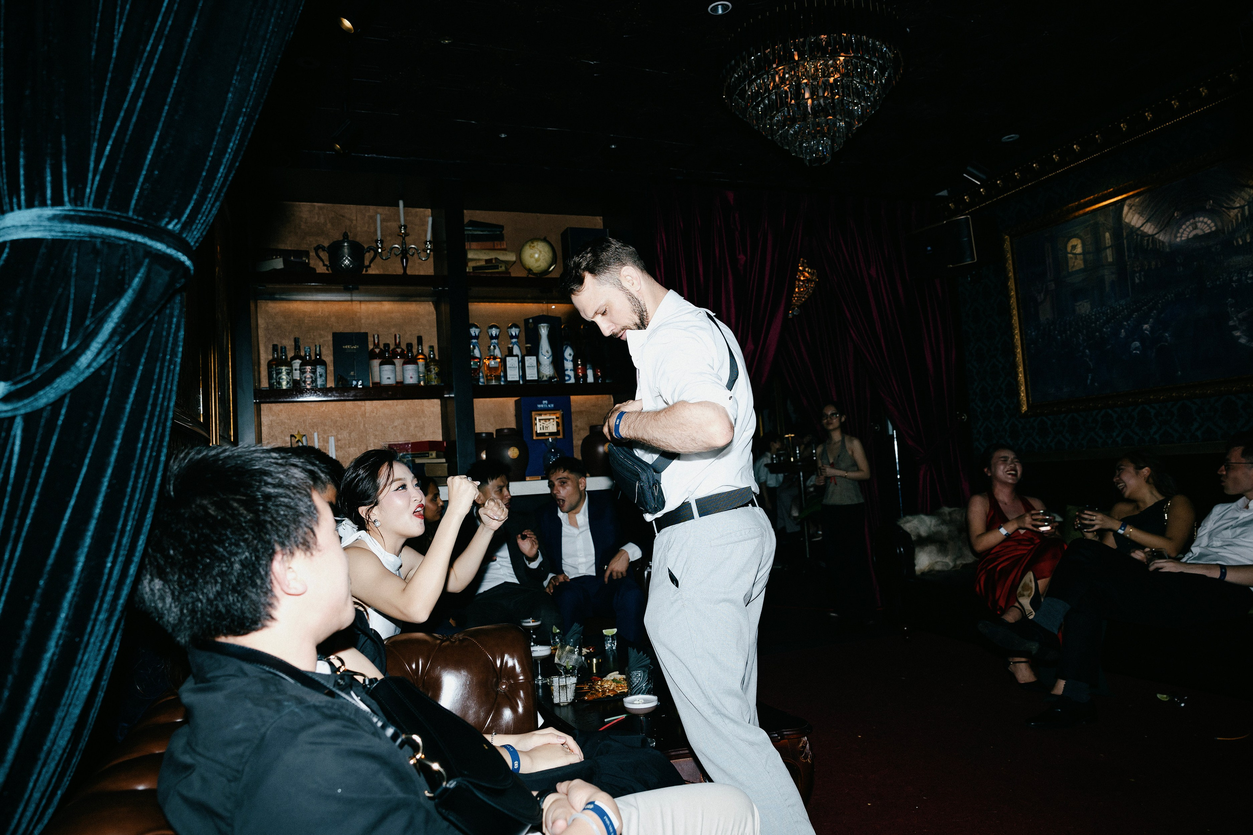 HIEP & TRINH / After wedding. Nhiếp ảnh gia đám cưới hàng đầu tại Thành Phố Hồ Chí Minh
