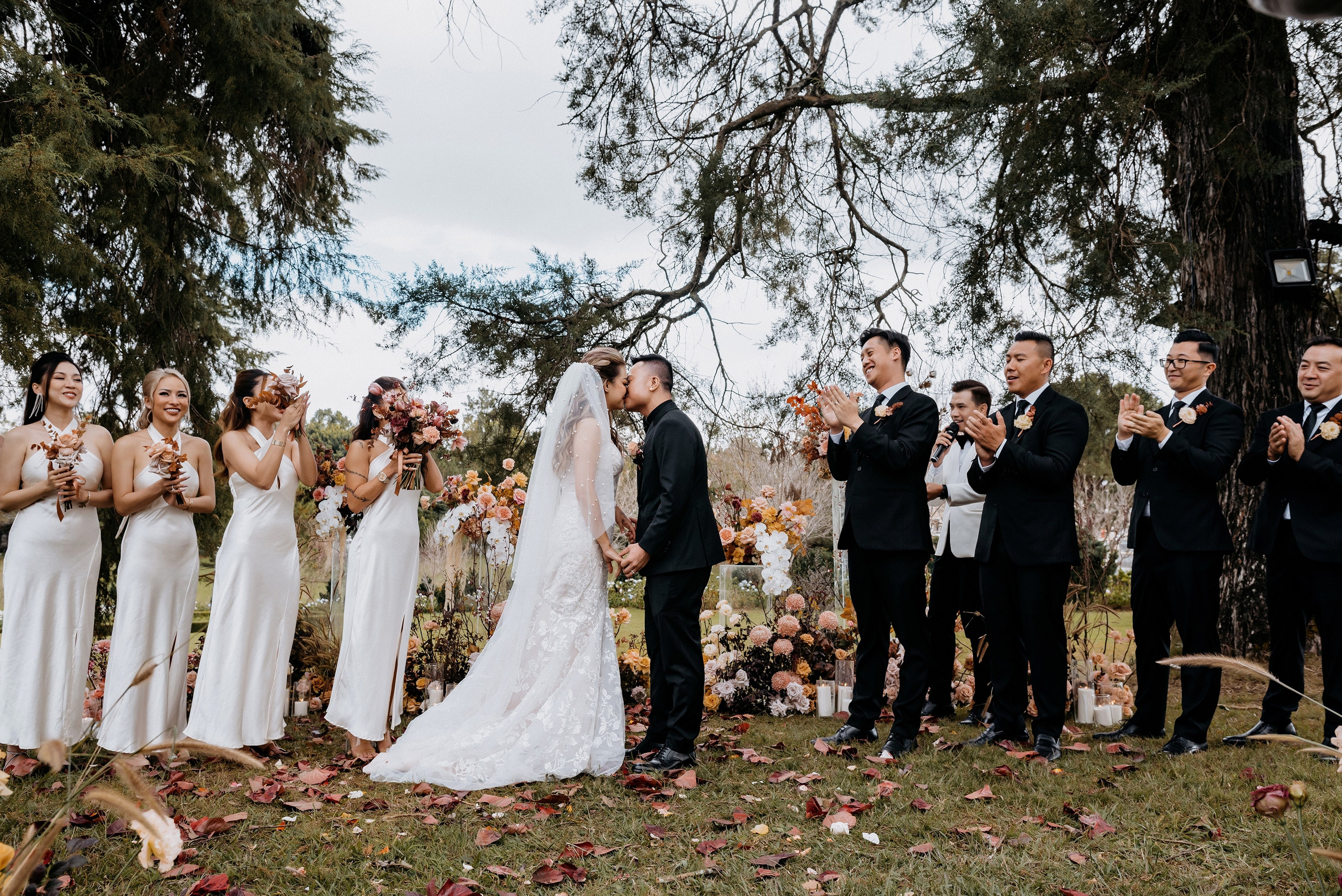 JESSE & MIMI / The Vows. Nhiếp ảnh gia đám cưới hàng đầu tại Thành Phố Hồ Chí Minh