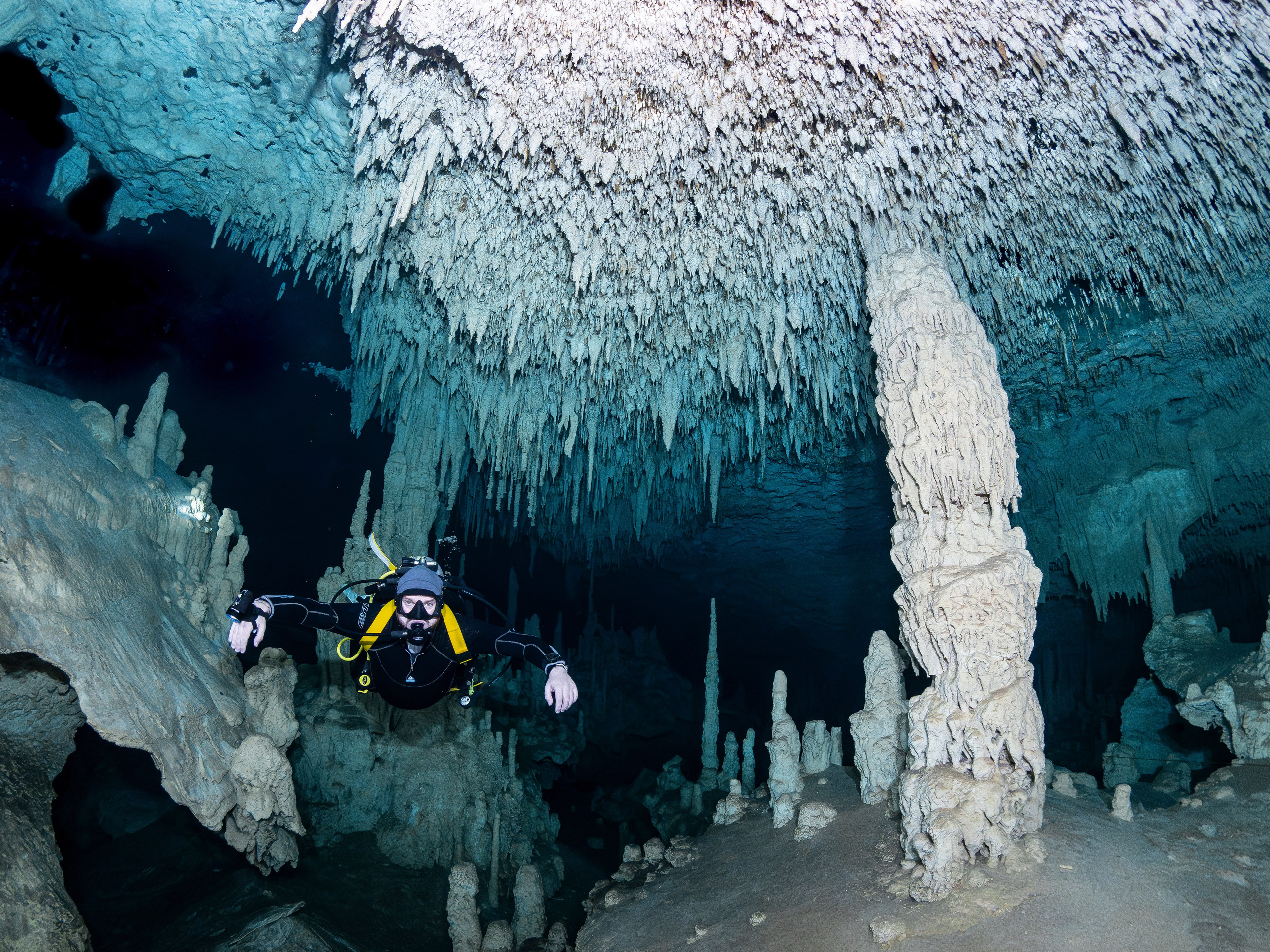 Senote. Your photographer on land and under water— Alexey Zaytsev