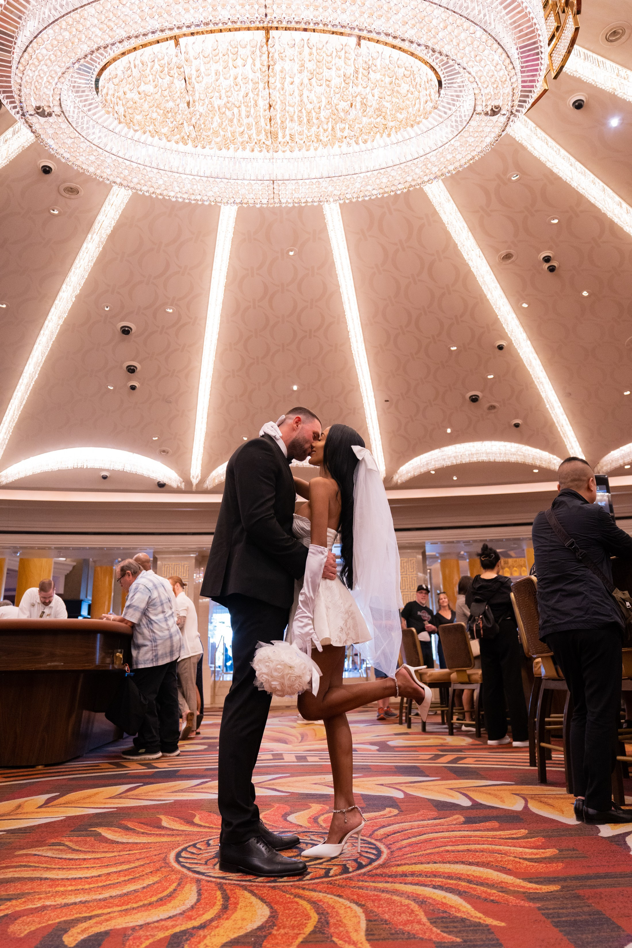 S&C. Wedding & elopement photographer Viktoriya Kravtsov. Las Vegas