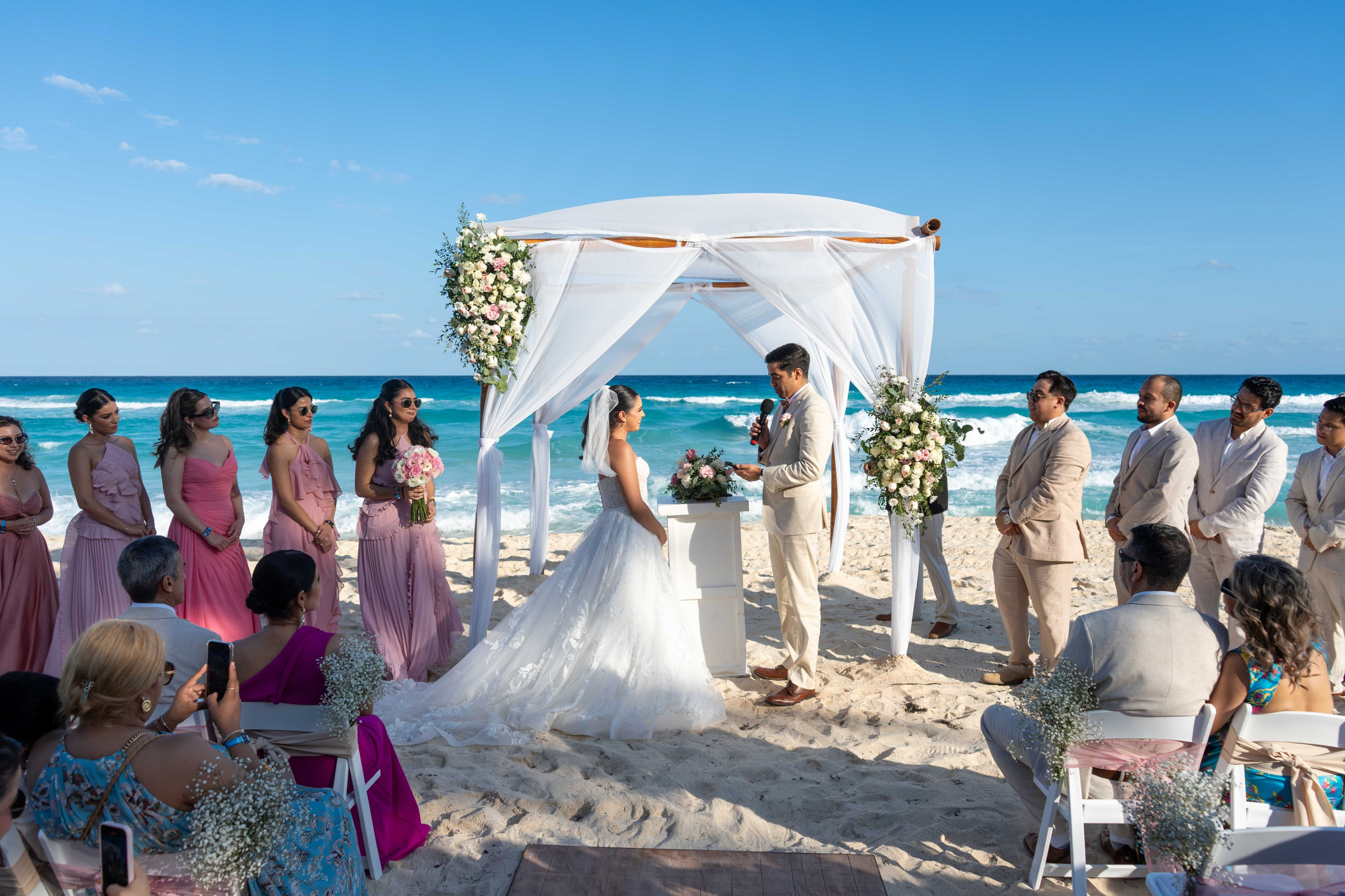 Wedding Photo Cancun. Alfredo Vazquez Wedding Films & Photography | Mexico & Destination Weddings