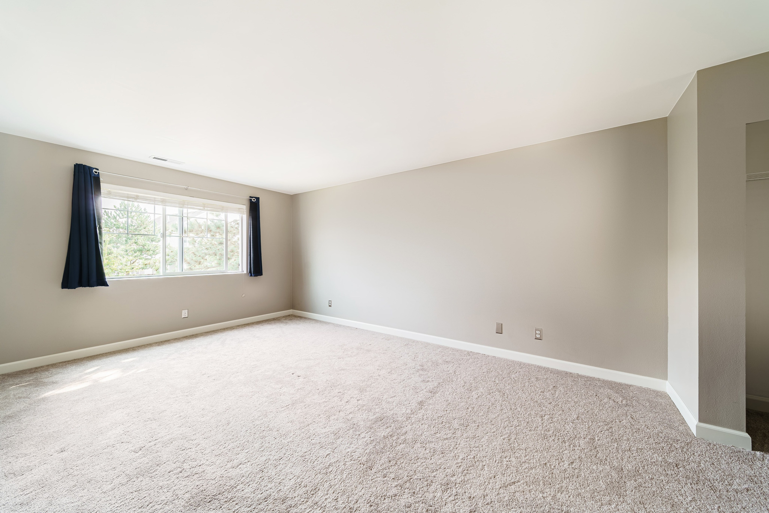 Real Estate photography. Washington state. EVAN ARISTOV WEDDING PHOTOGRAPHY — Seattle Wedding Photographer