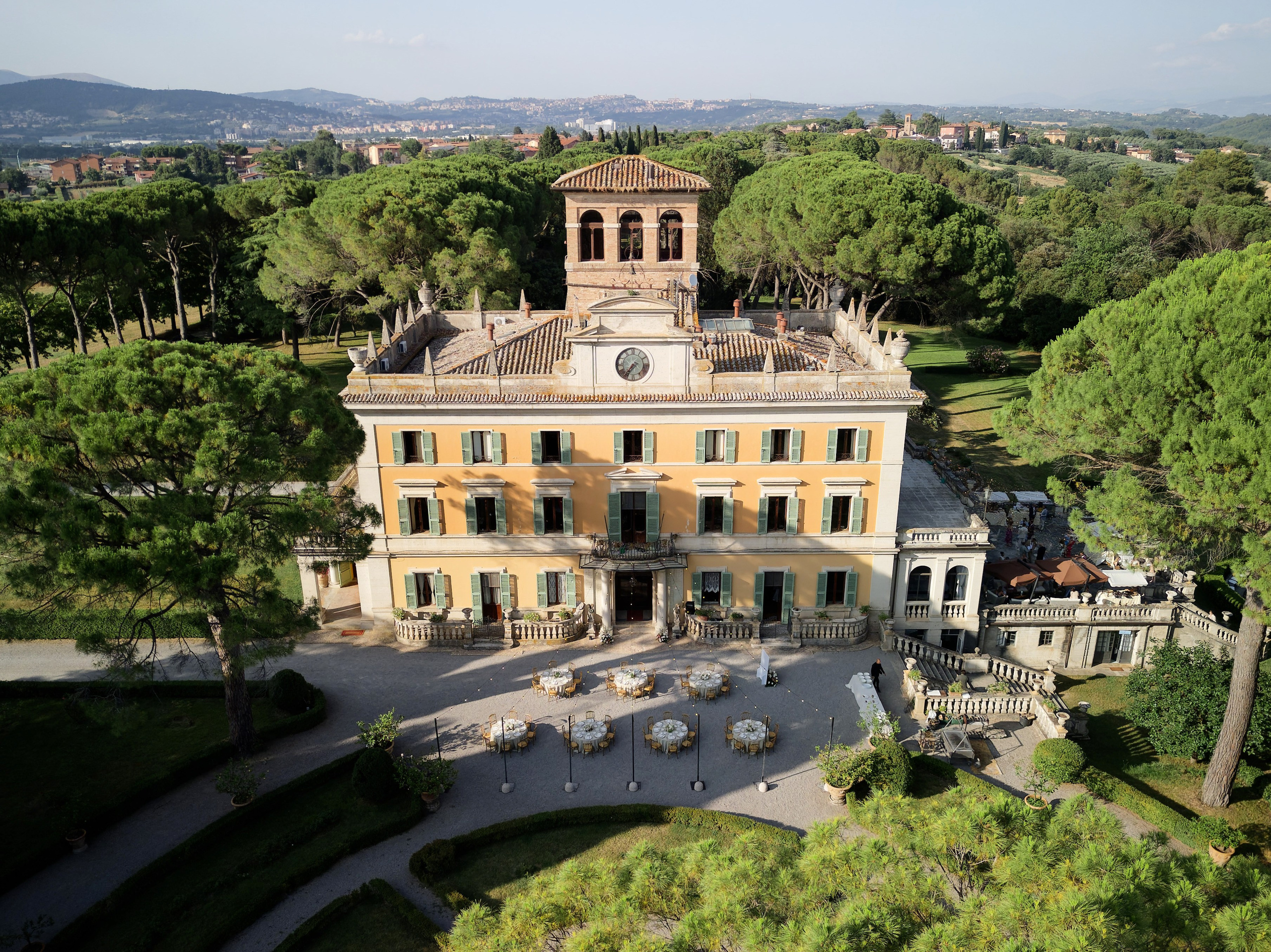 Wedding at La Torre di Pila, Umbria, Italy