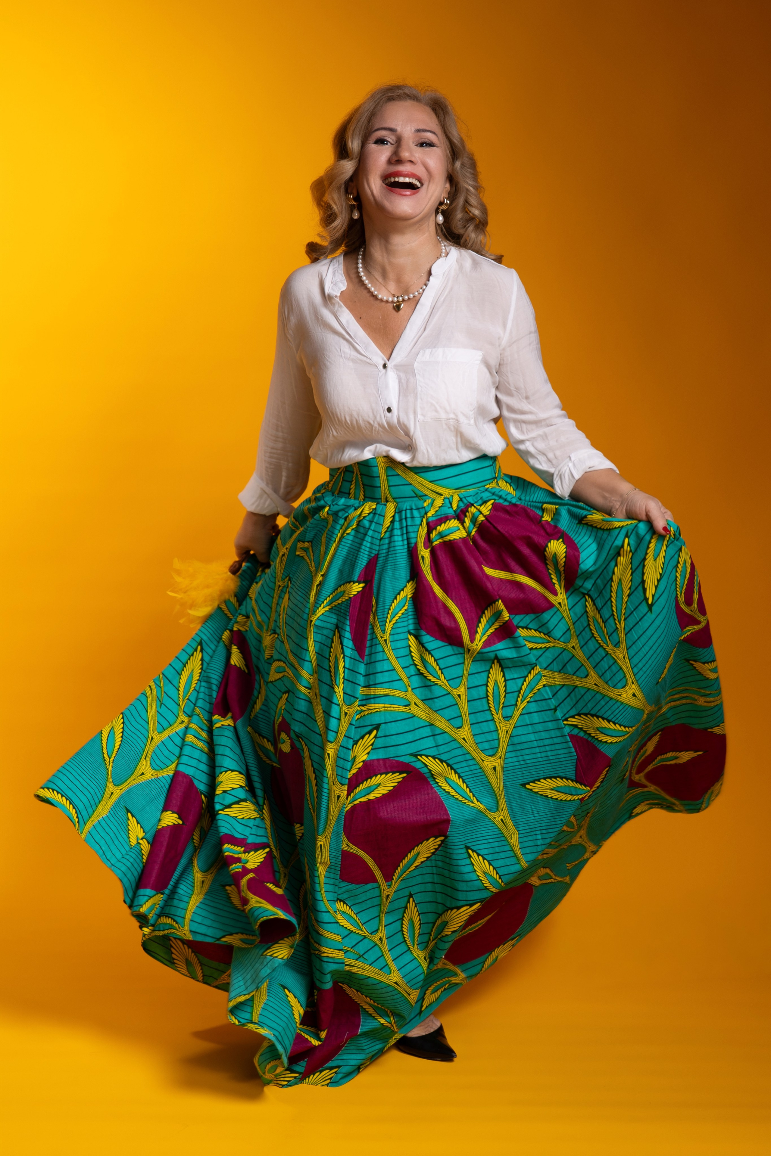 Studio Portraits. Gabriela Nita — Portrait Photographer and Videographer in Bucharest, Romania