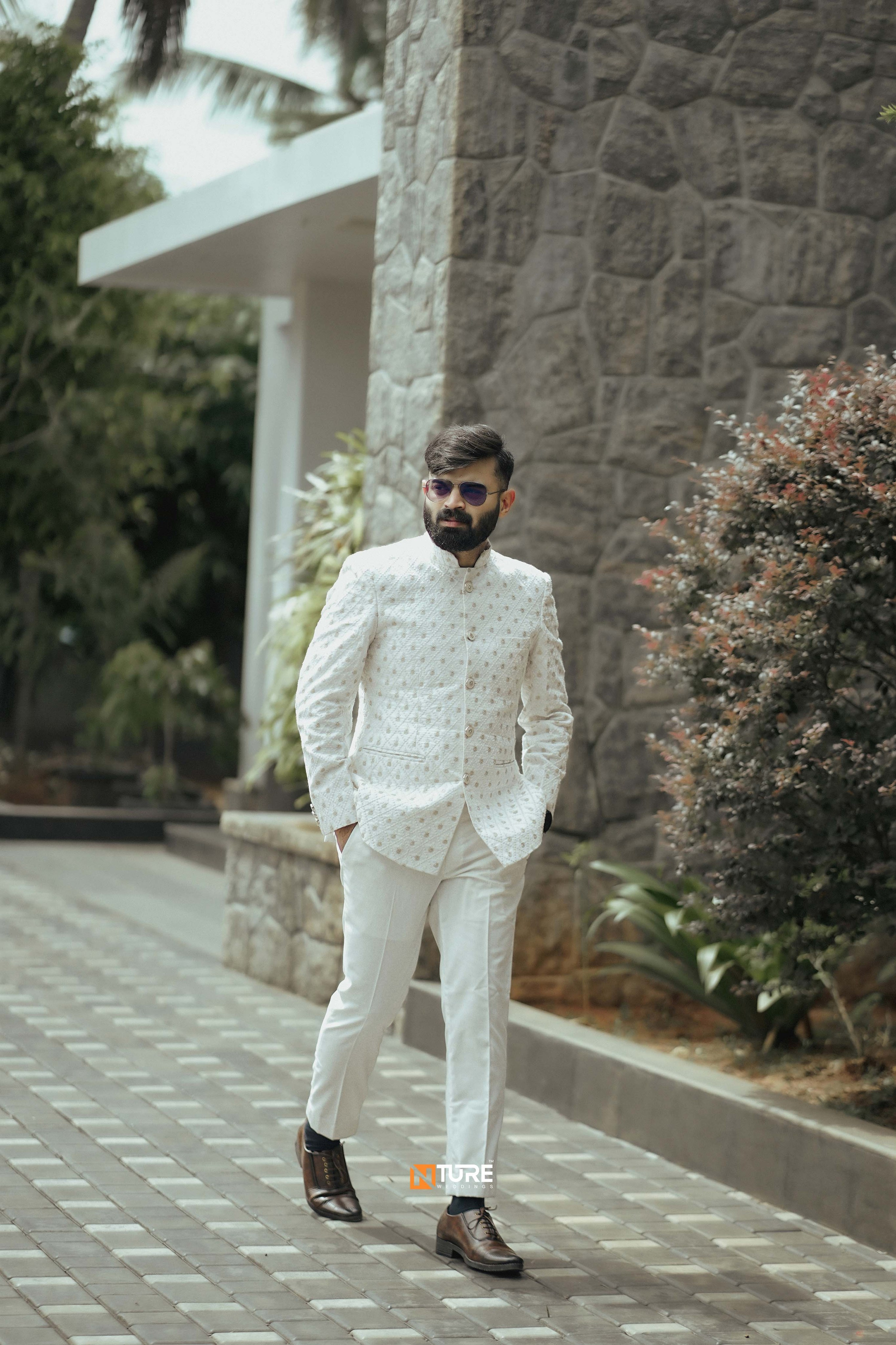 PHOTOS. NTURE WEDDING