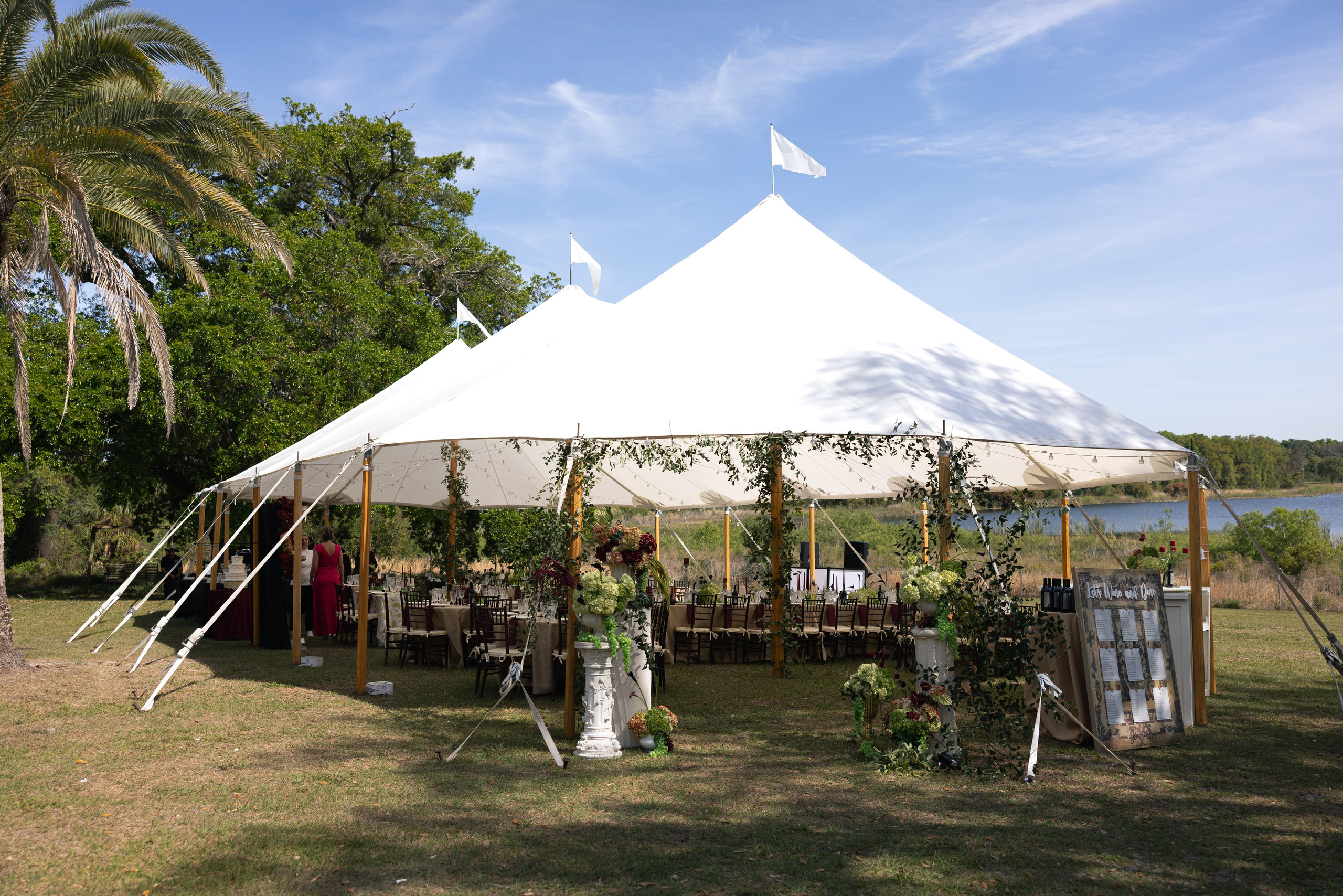 Reys wedding at Lake Lucy. Photographer Anastasia Nagibina