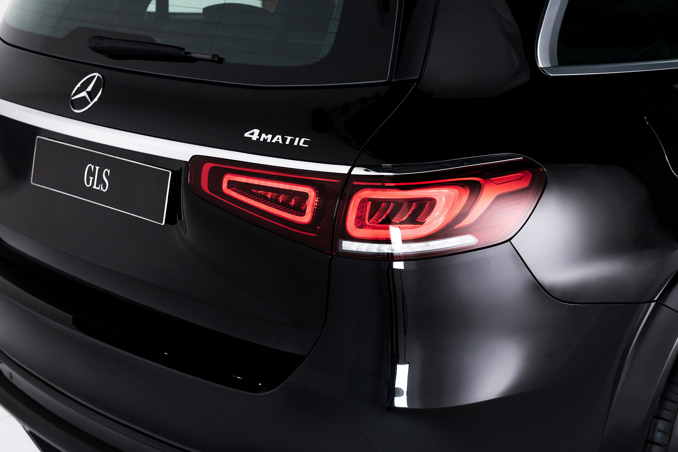 Автомобильная фотосъемка Mercedes GLS в студии. FOTÓGRAFO MÉXICO QUINTANA ROO