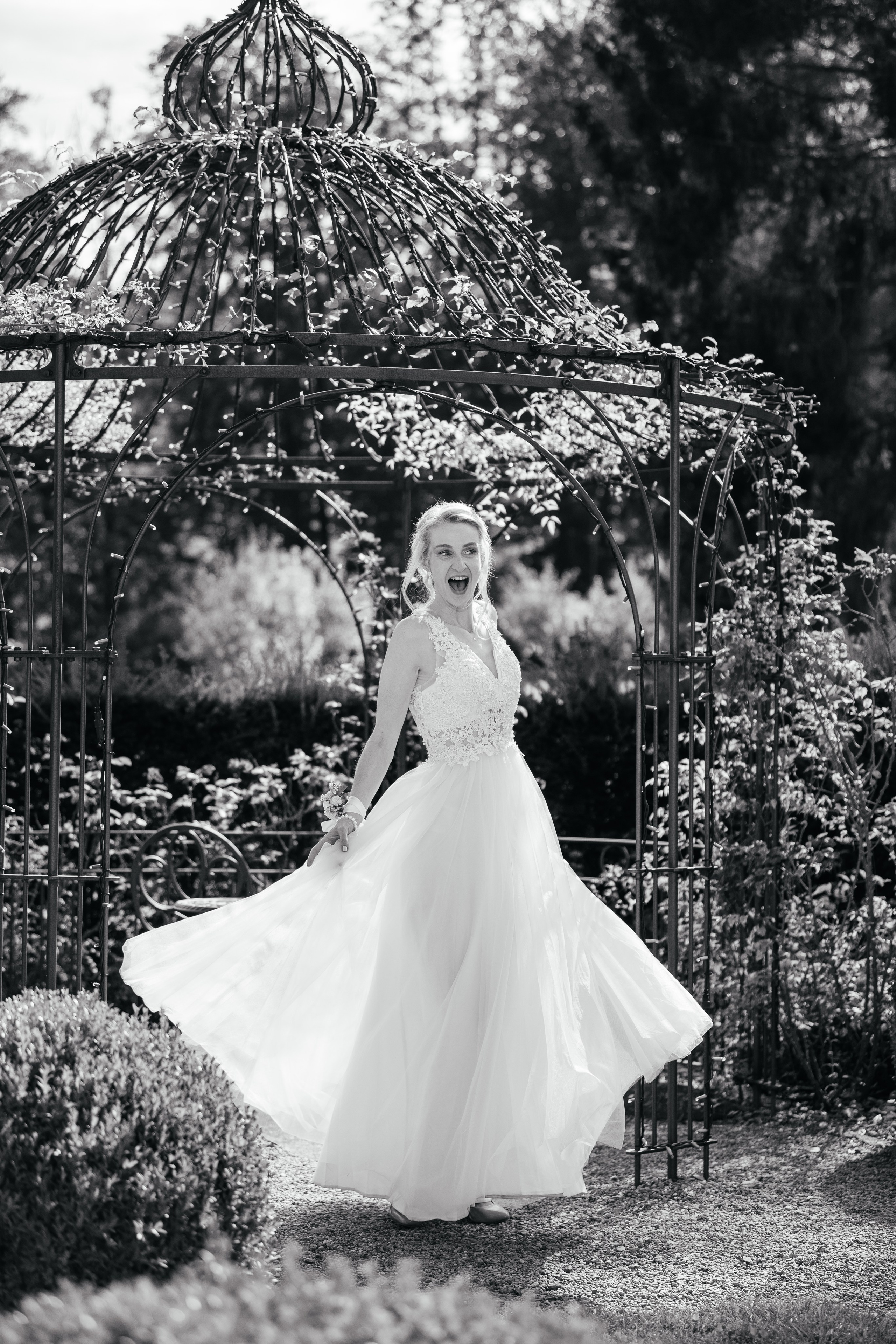 FLORENCE & JAMAL Dübendorf, Switzerland. I am Elena Altendorfer. Wedding photographer in Zurich and Switzerland