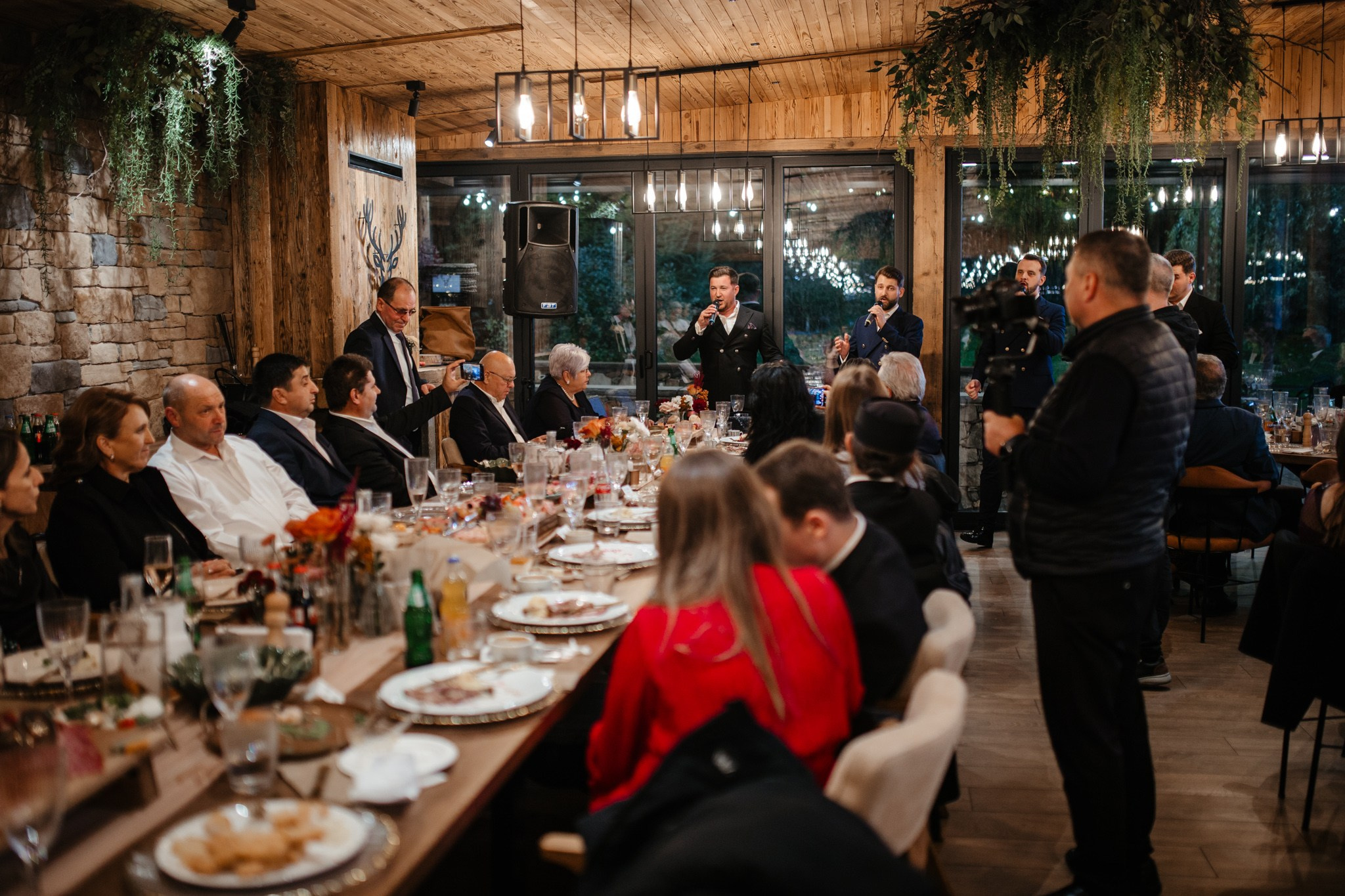 Nunta de Poveste la Sucevița: Cristi și Andreea. Servicii foto-video profesionale, pentru momente de neuitat