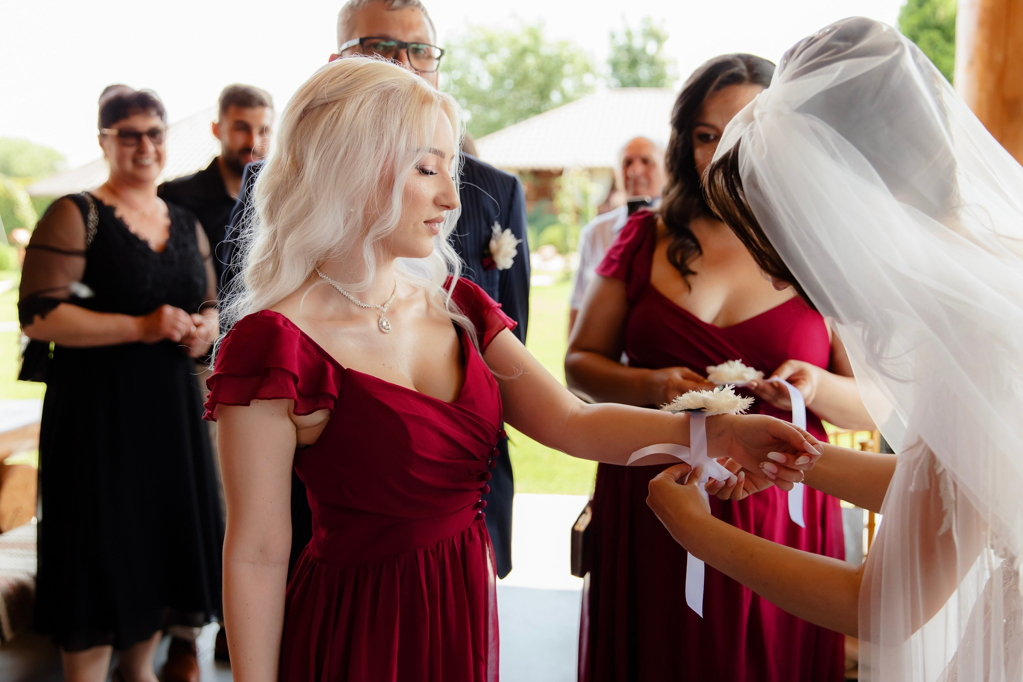 Ioana & Ionuț | Nuntă de poveste la Păstrăvăria Poiana din Mălini județul Suceava. Servicii foto-video profesionale, pentru momente de neuitat