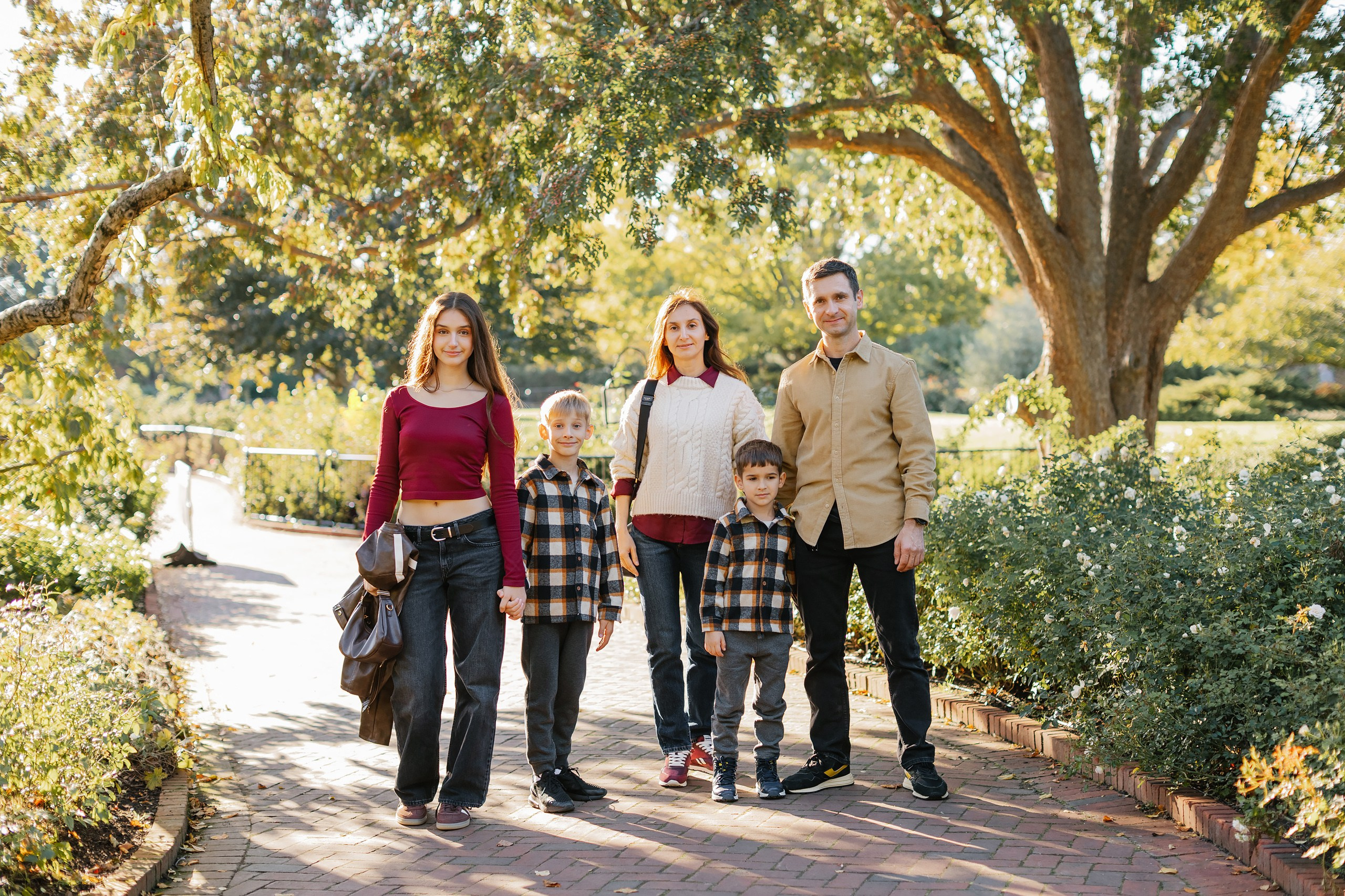 10.26.25 Family Photoshoot. Wedding family event photographer in Chicago Nick Yushevich