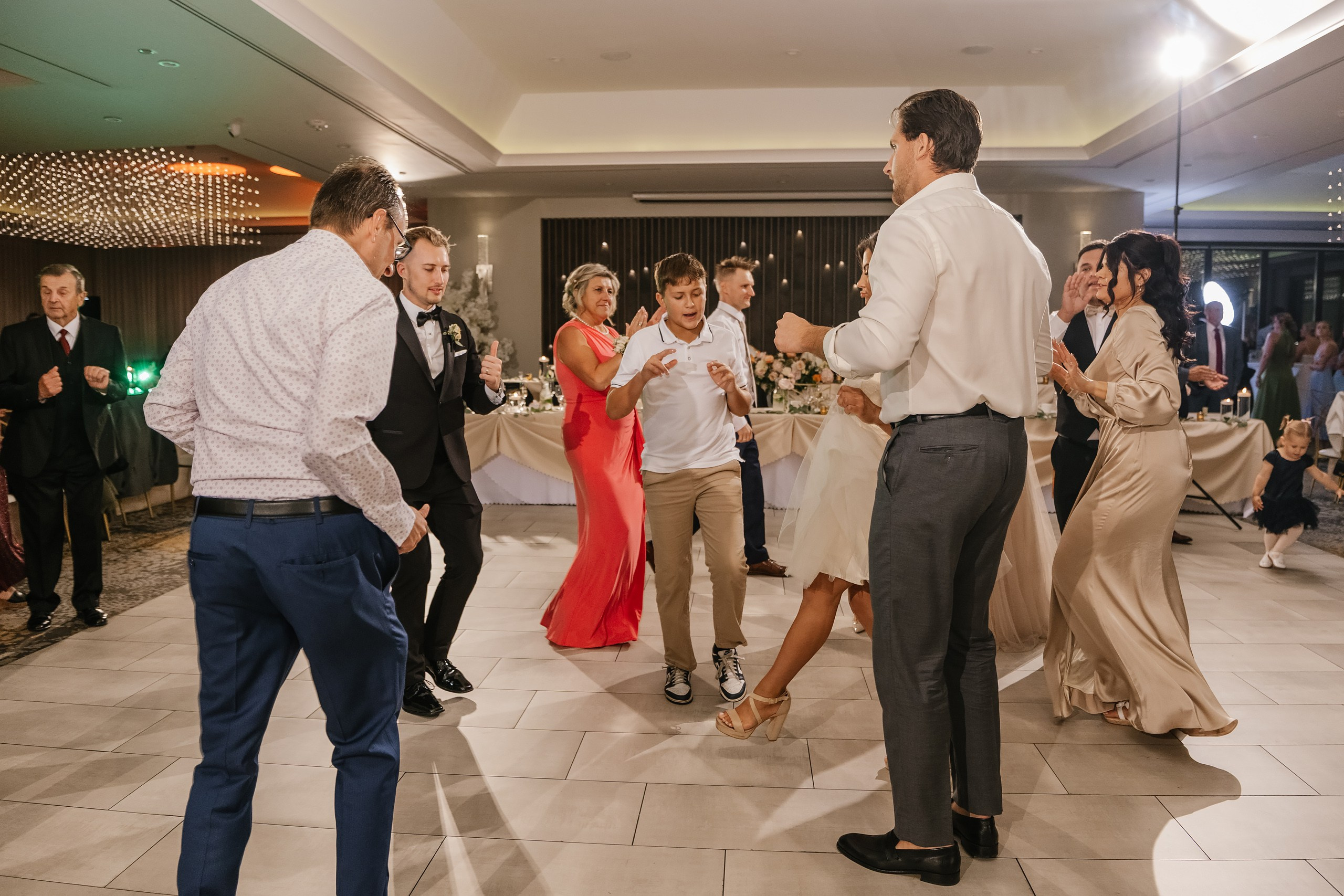 09.06.2025 Wedding. Wedding family event photographer in Chicago Nick Yushevich