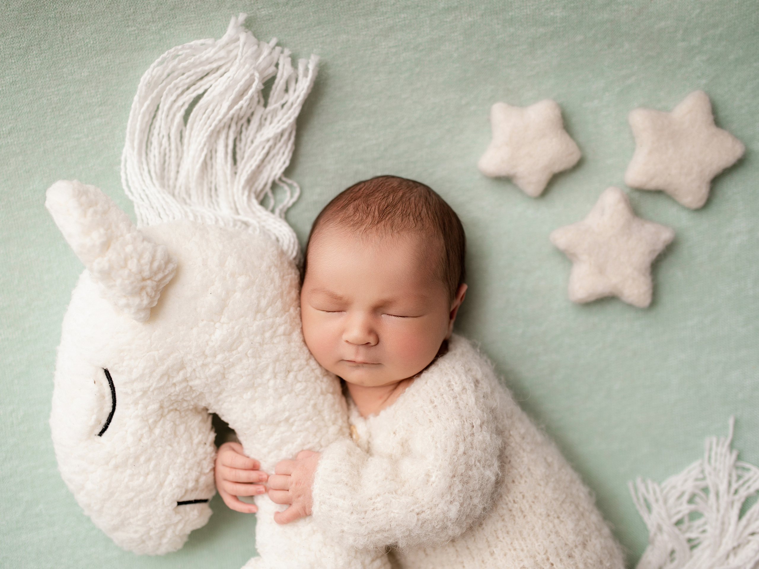 Esu Aleksandra naujagimių ir kudikių fotografė iš Vilniaus