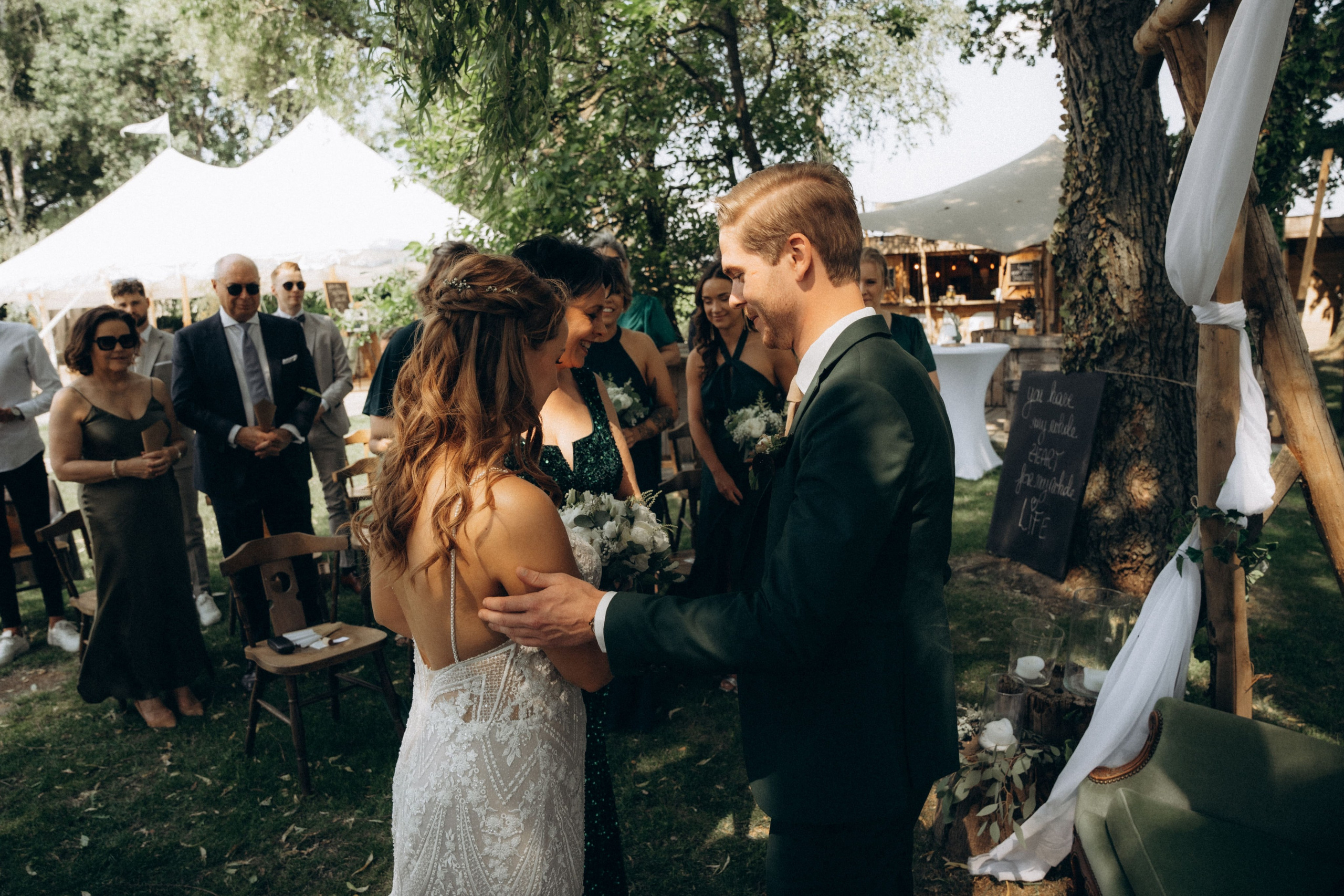 Wedding in Belgie. Little Birdie – Jouw familie- en huwelijksfotograaf in België en daarbuiten