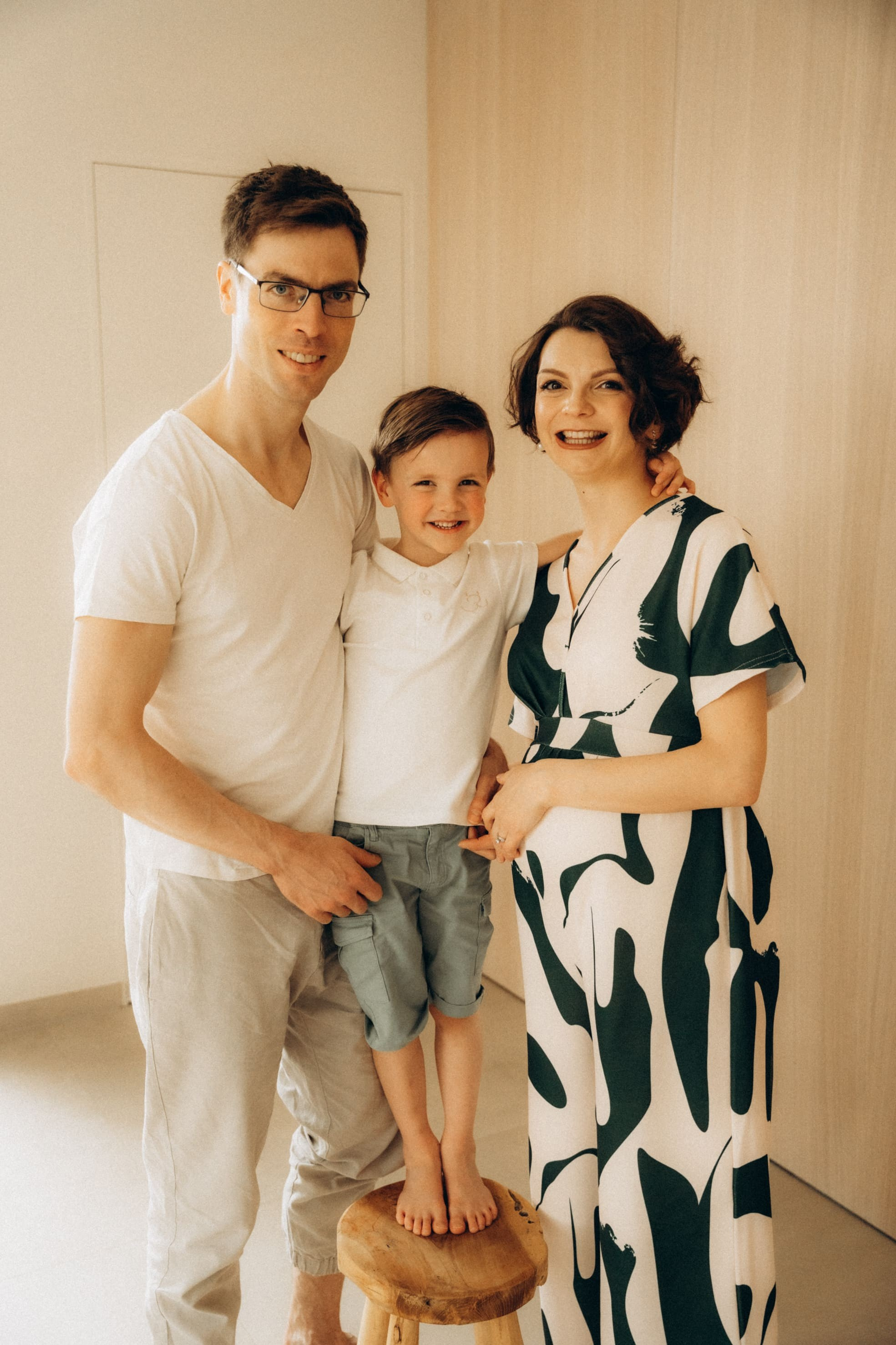 Warme familie fotoshoot. Little Birdie – Jouw familie- en huwelijksfotograaf in België en daarbuiten