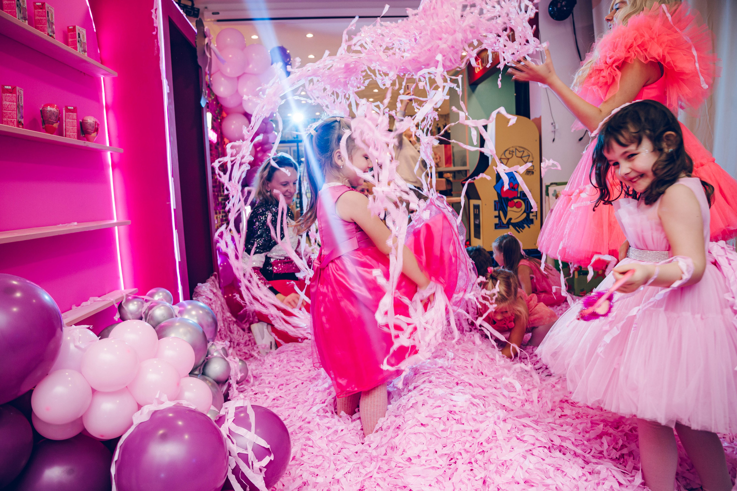 Geburtstag Party. Portrait family photographer in Berlin Elena Zakh