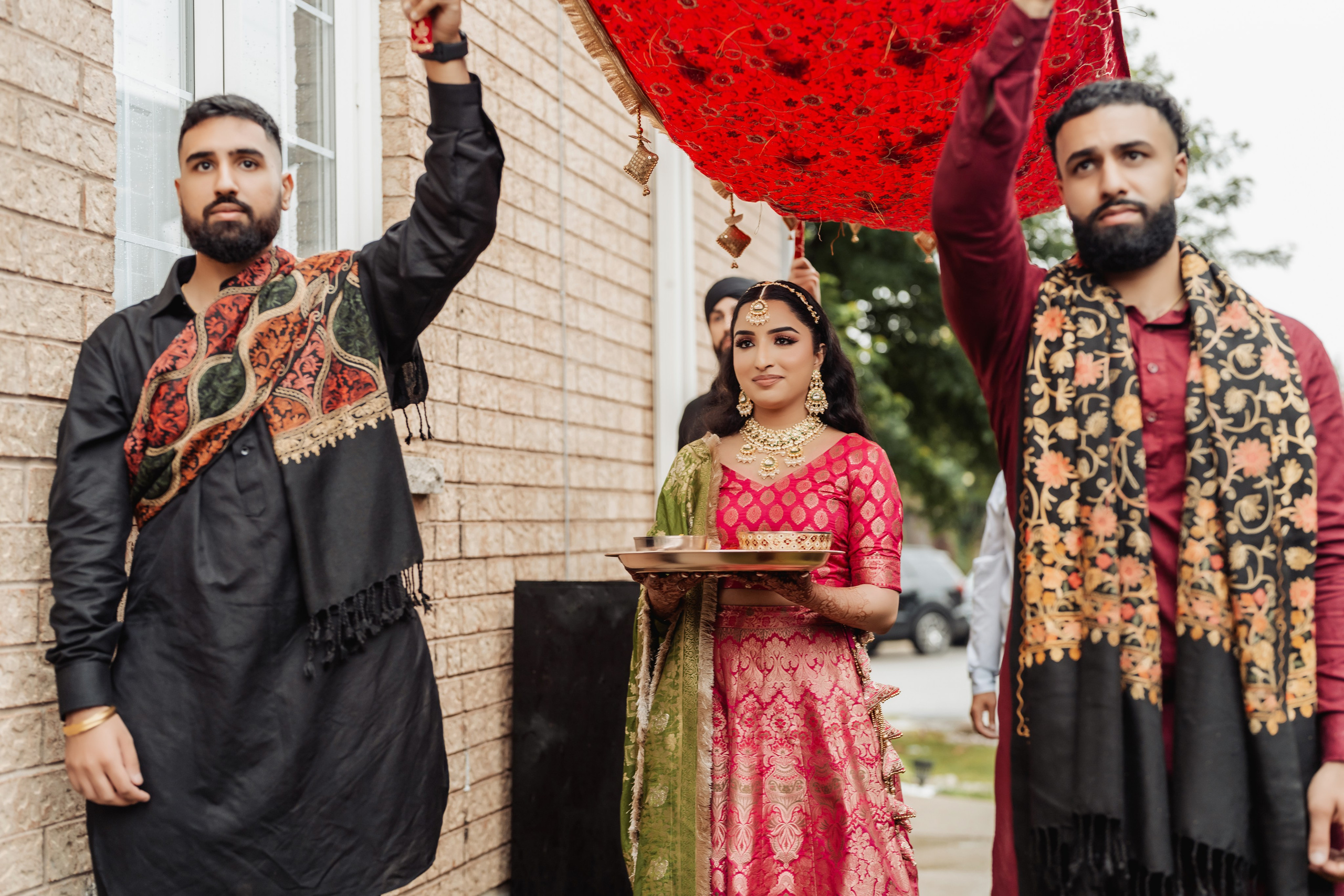 Gurchain & Tegvir. Wedding Photographer & Cinematographer studios