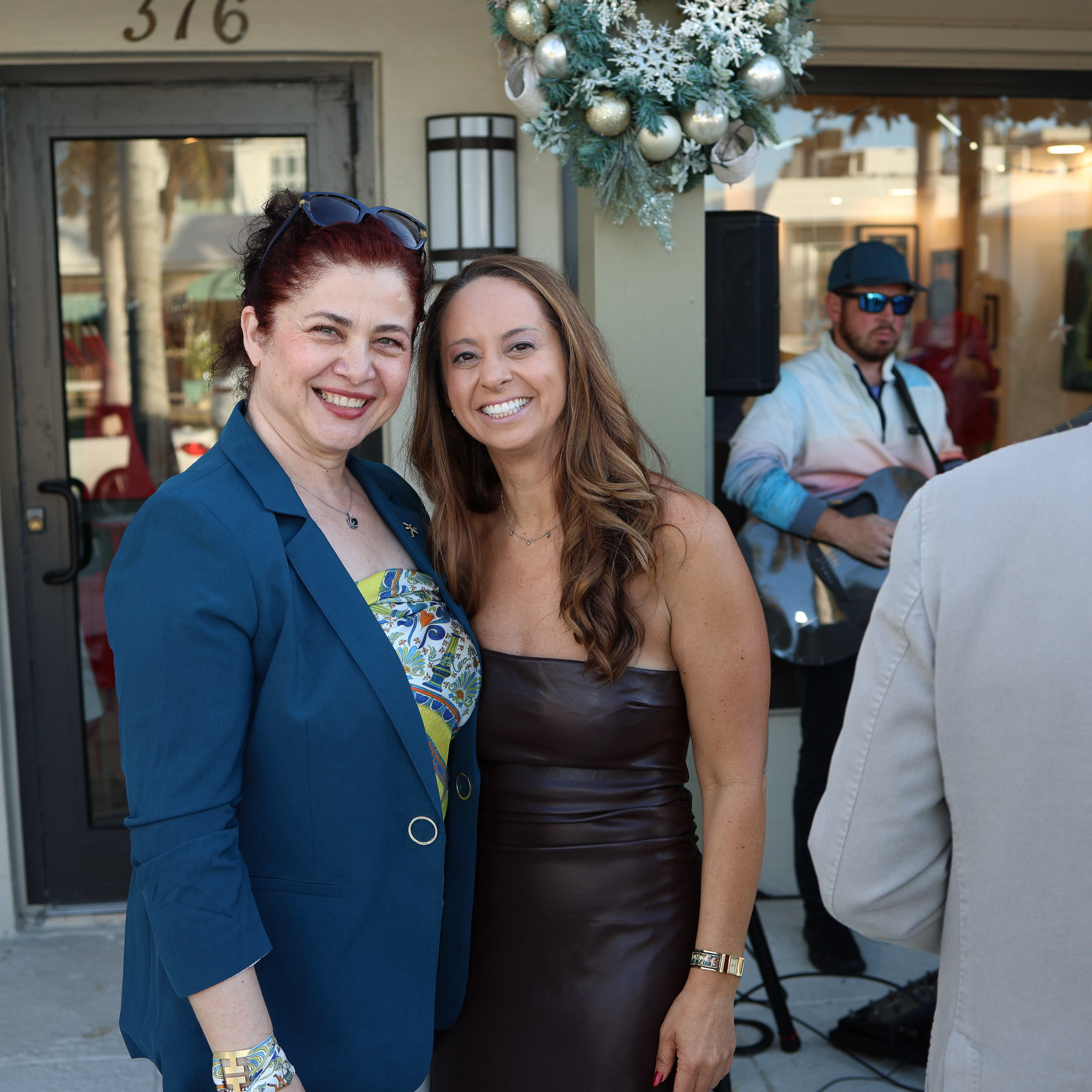 Pacific Coast Lifestyle Magazine. Out and About 239