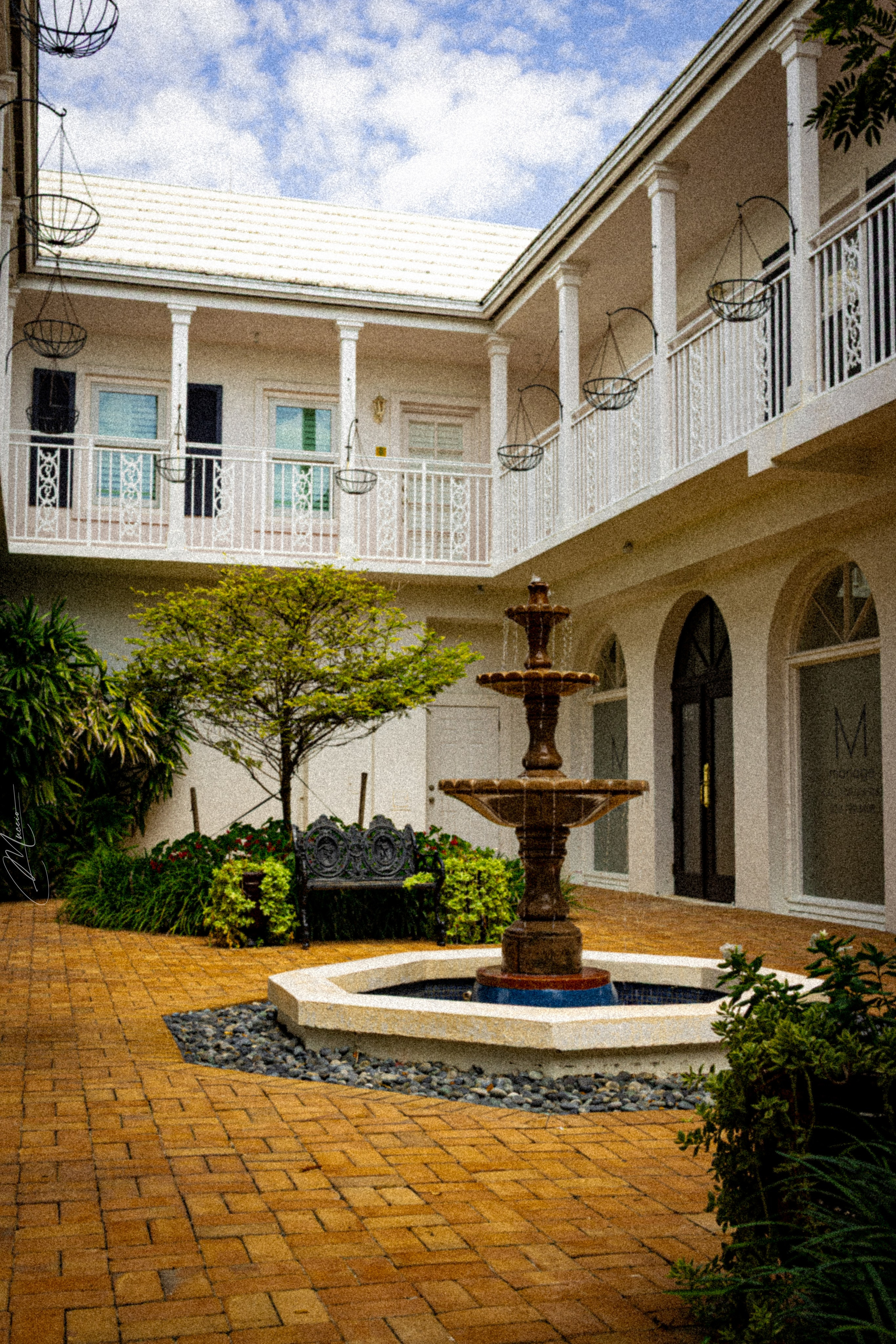 Aqualane. Out and About 239