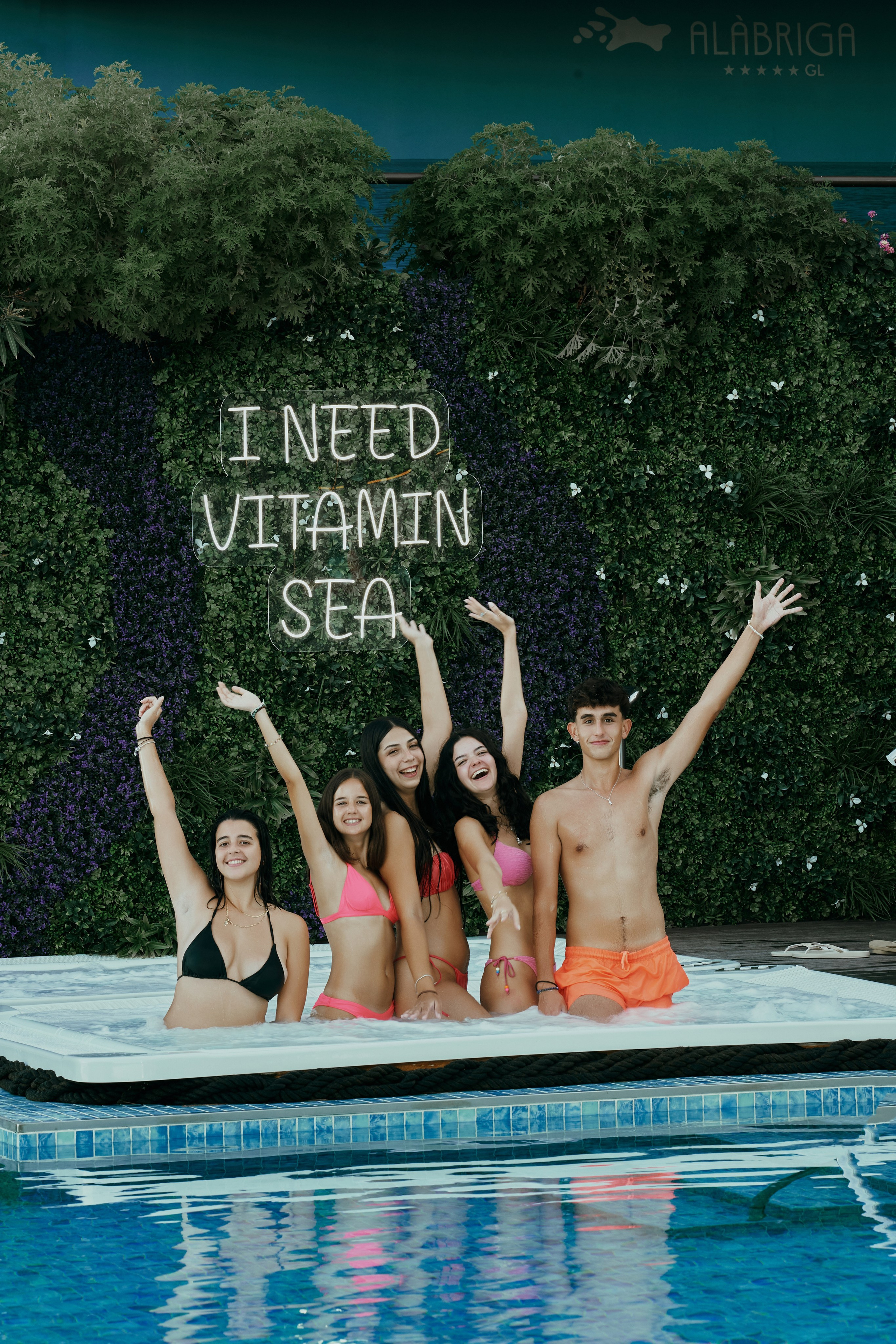 18 лет. Вечер с семьей и друзьями. Фотограф в Барселоне Жанна Захарченко