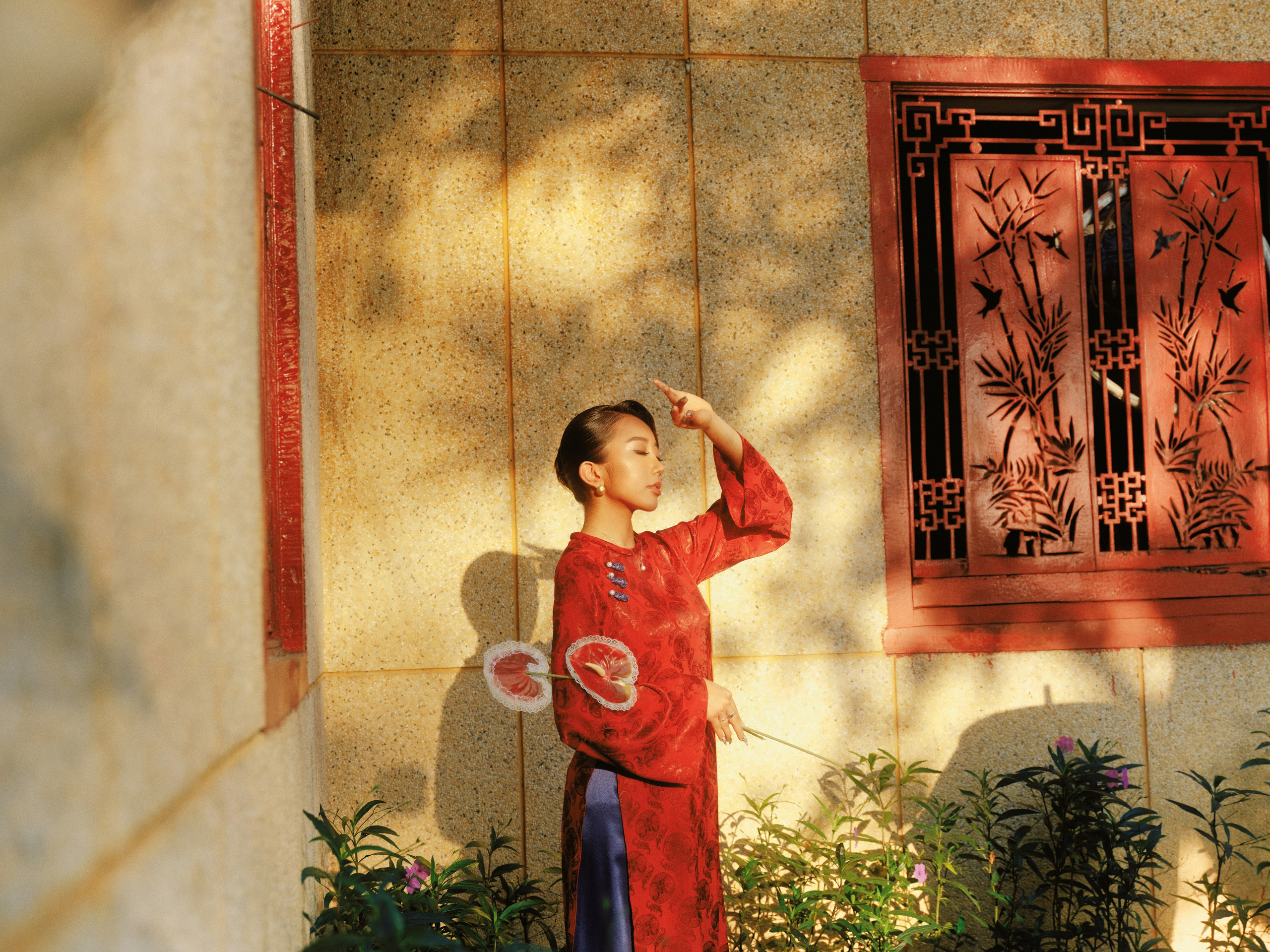 TIENSTACK AO DAI. FINE ART PHOTOGRAPHY
