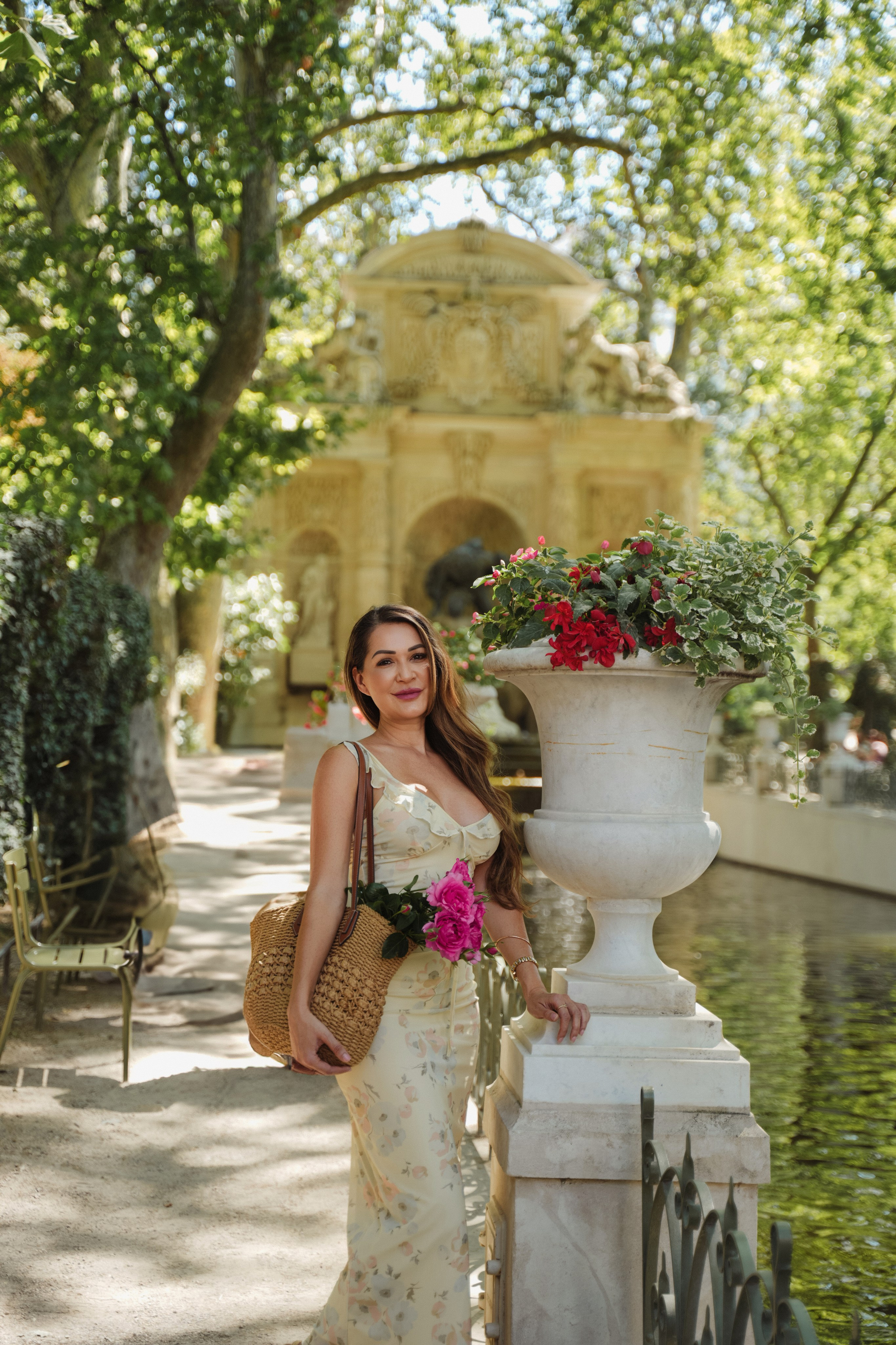 Philippa (2.5 hours). Photographer in Paris|Solo and groups, portraits & content, couples photo-shoot in Paris at the best locations