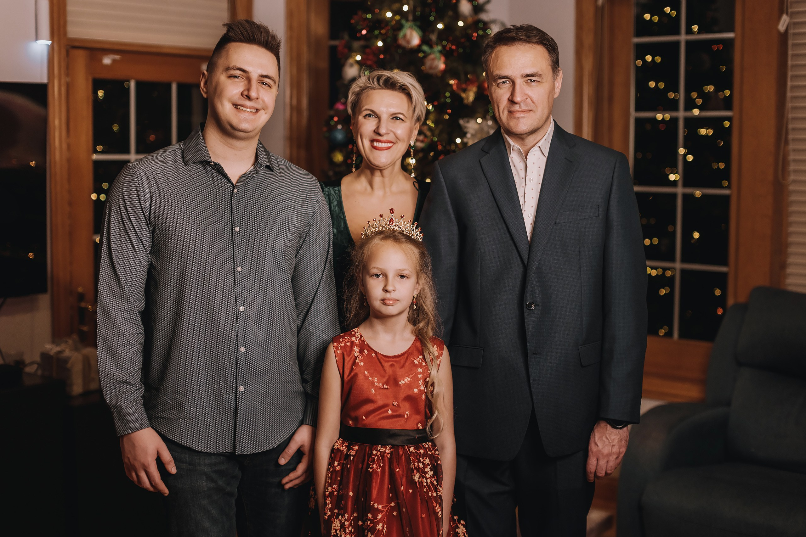 25.11.2023 Christmas Photoshoot 2. Wedding family event photographer in Chicago Nick Yushevich