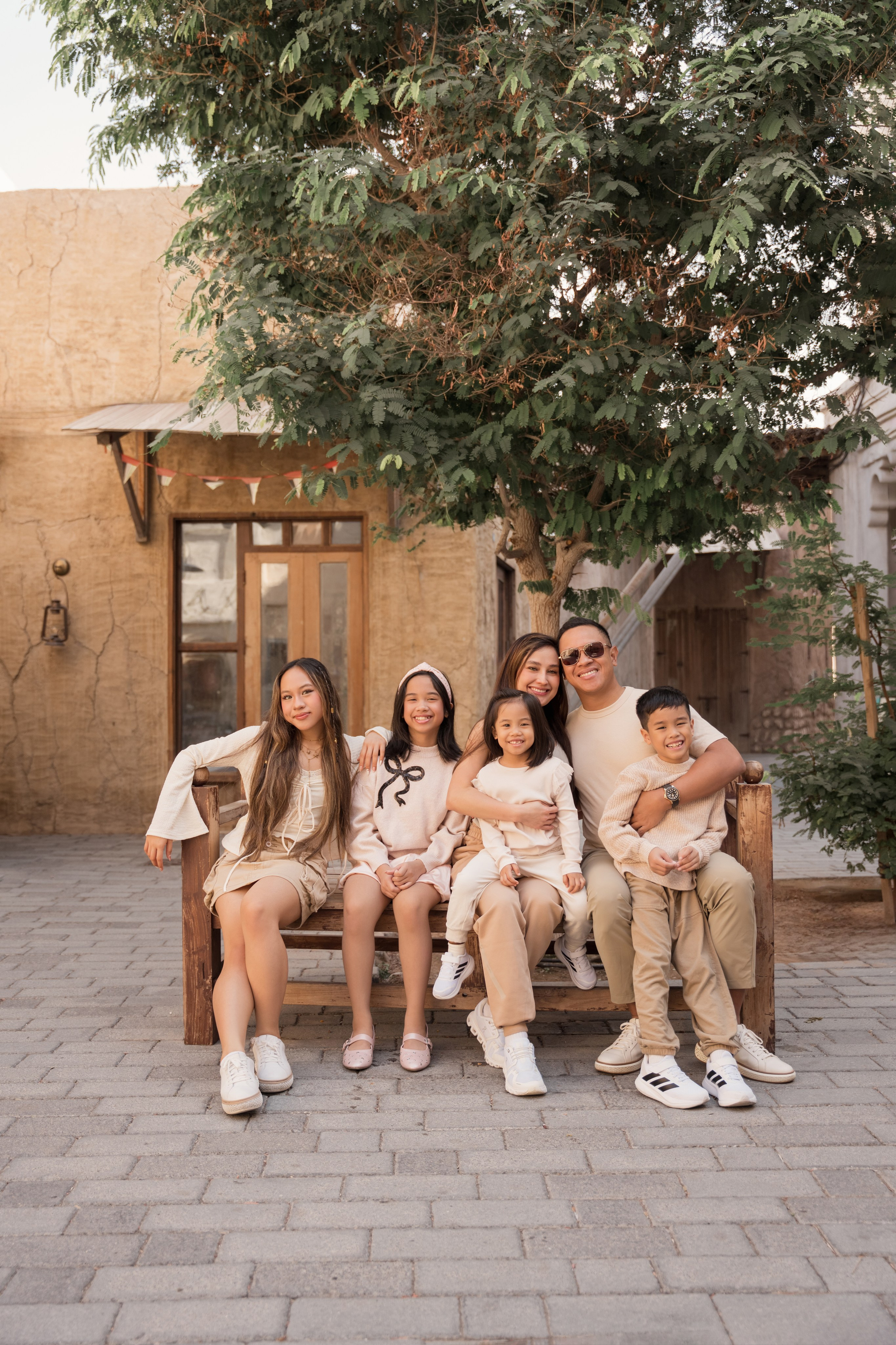 Happy 10 years in Old Town. Angela Iakovleva — Family Photographer in Dubai