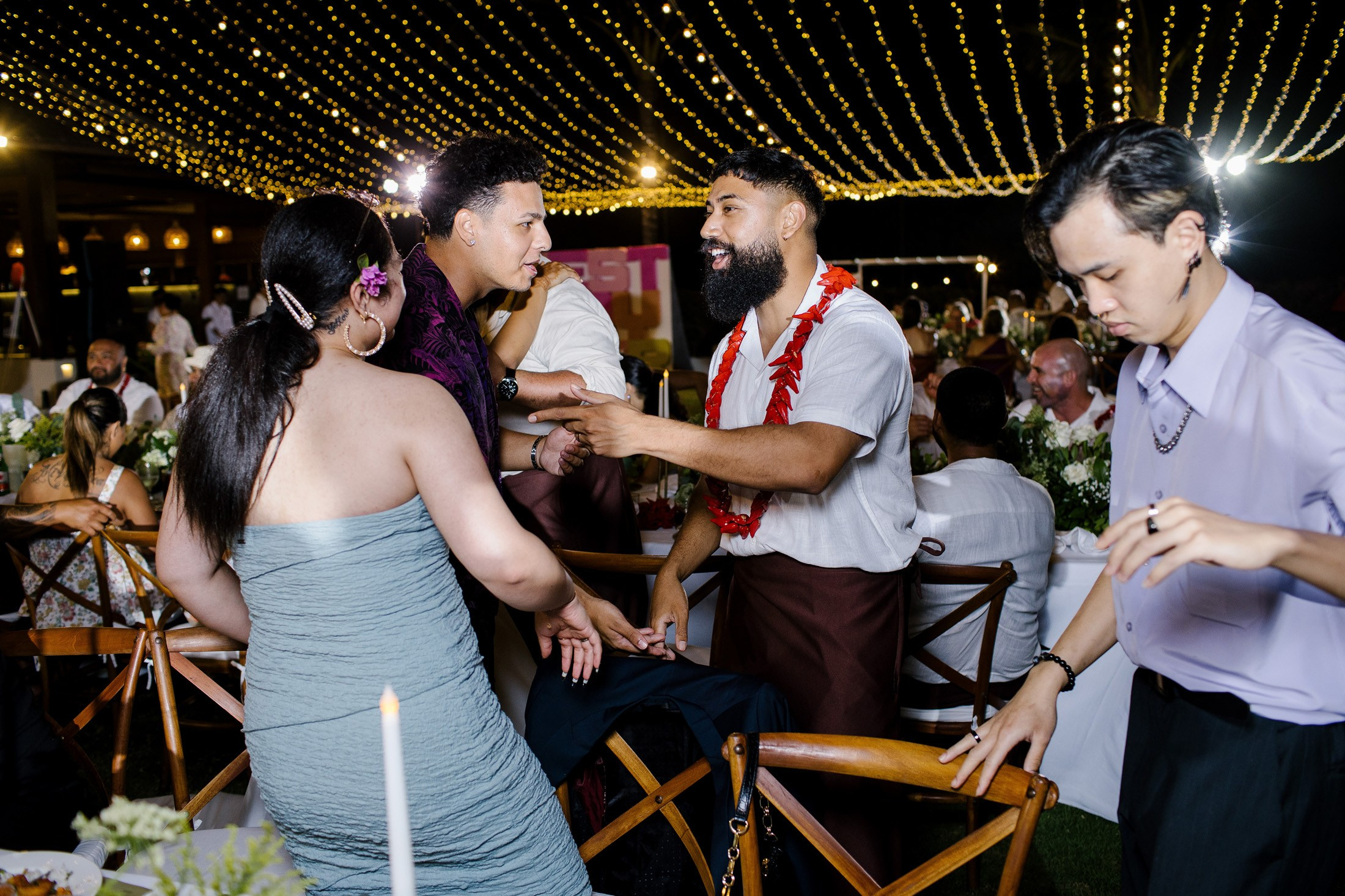 Big funny wedding with guests in paradise Bali island. Get.it.feel — Aesthetic Photography and Videography