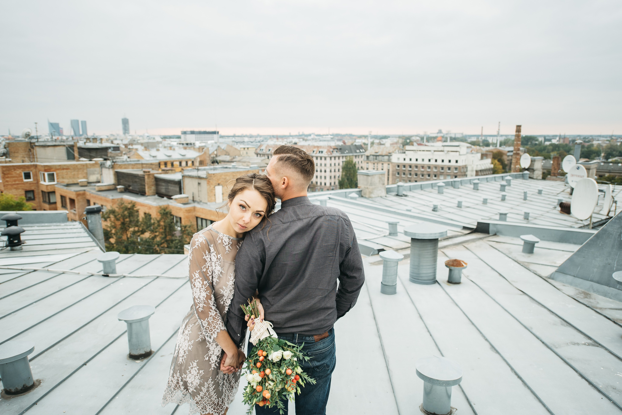 On the roof. Kāzu fotogrāfs Rīgā — Vjačeslavs Lučņenkovs